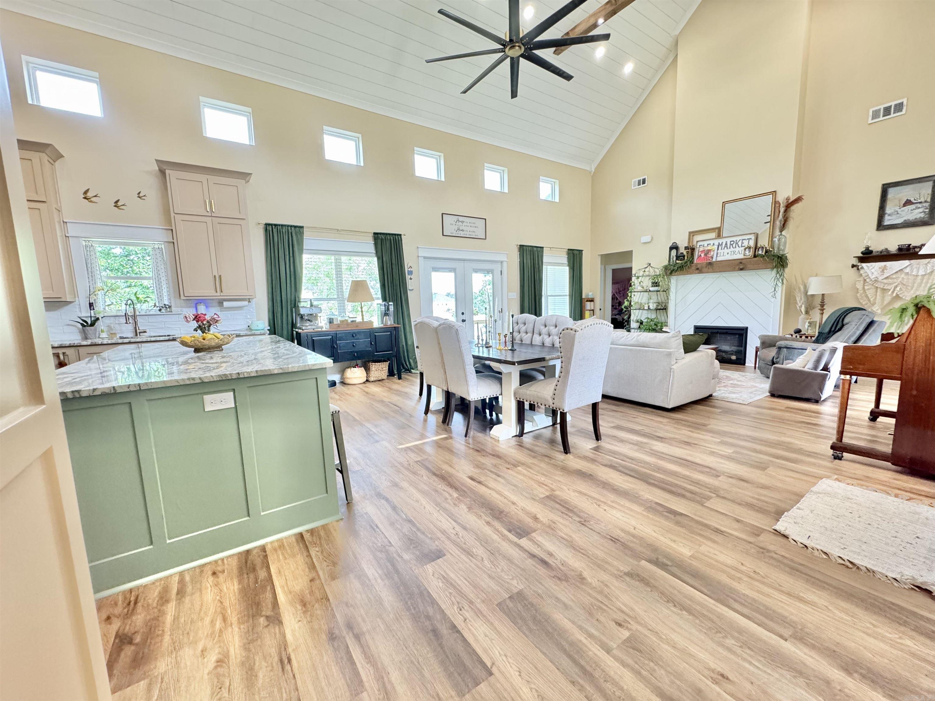 GREYSTONE - Residential