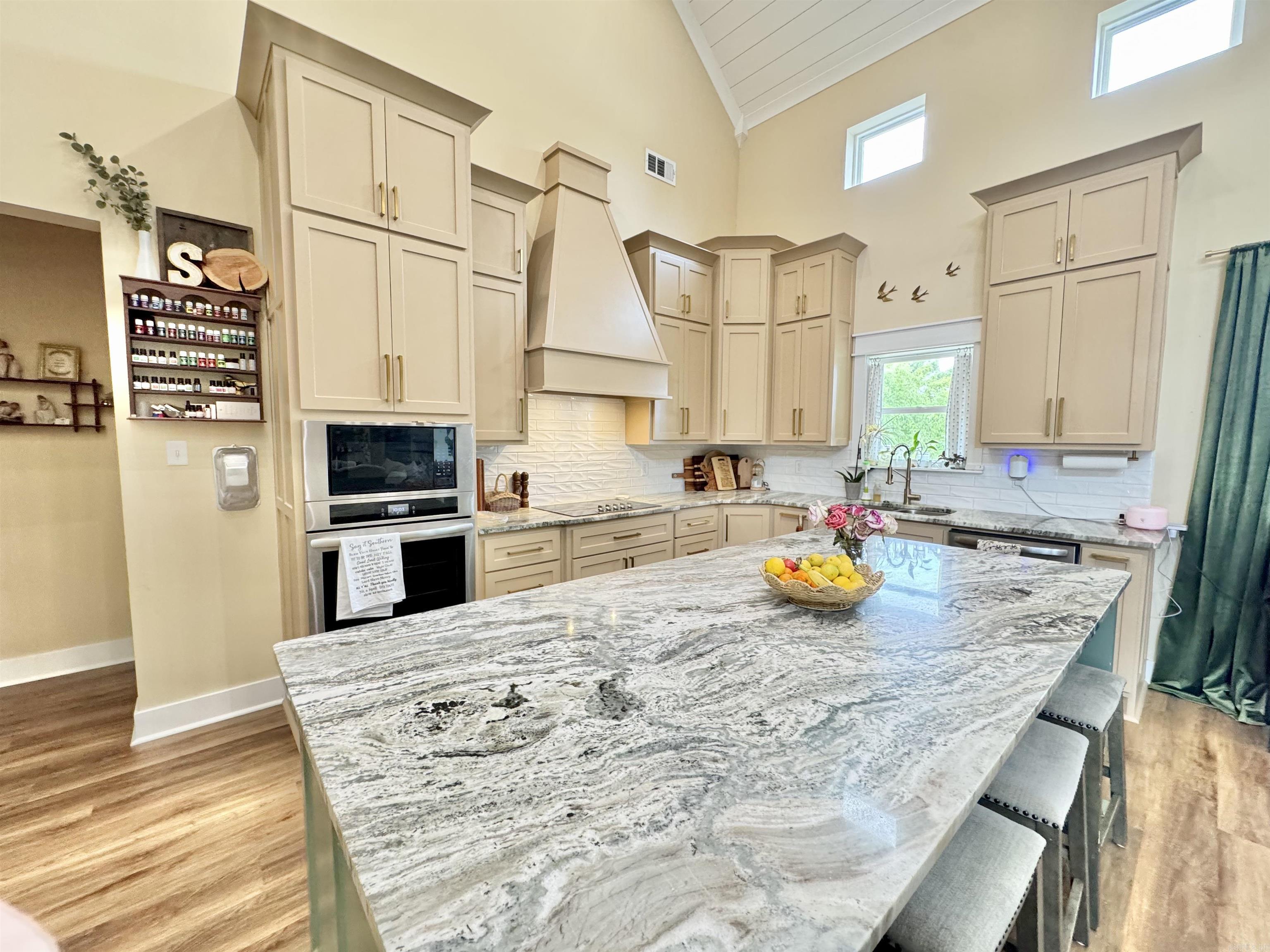GREYSTONE - Residential