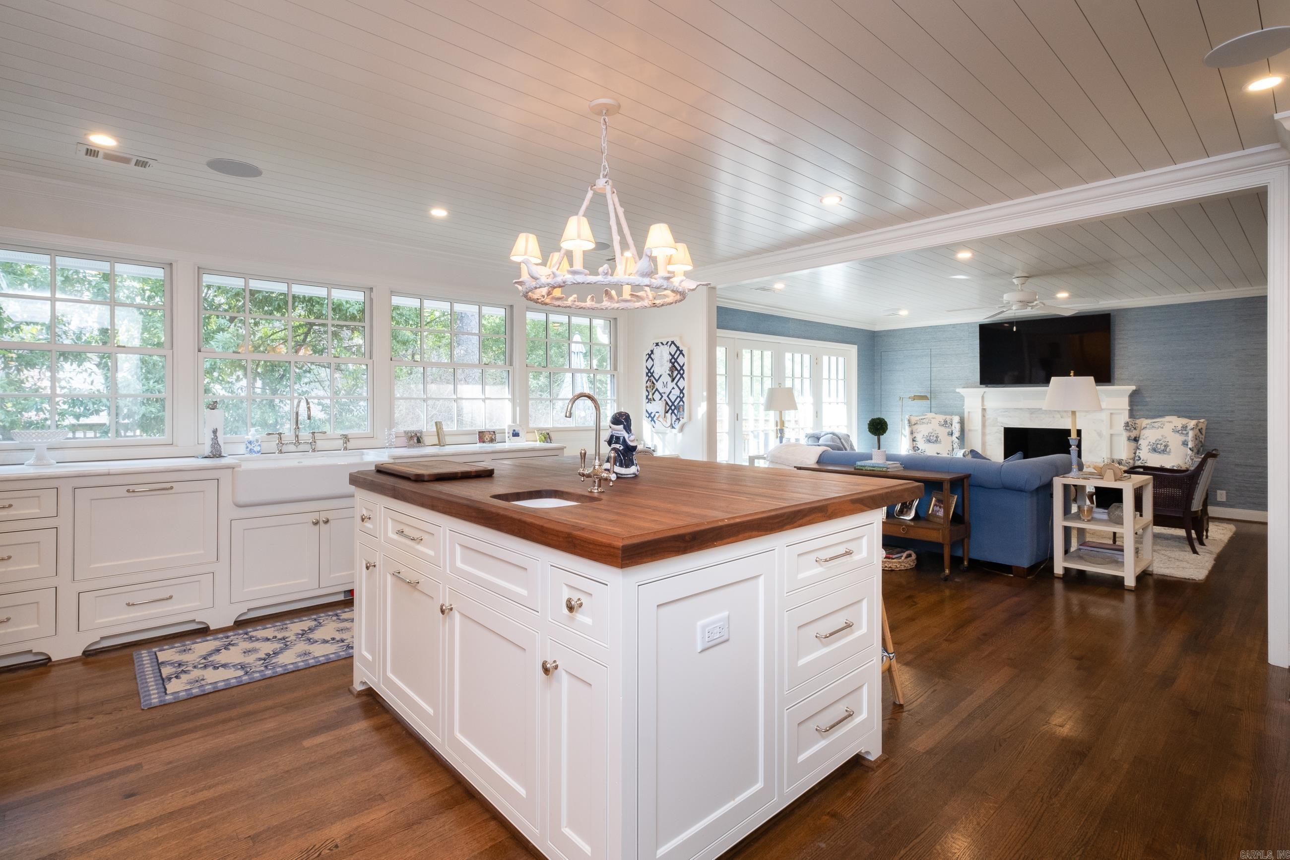 PINNACLE POINT - Residential