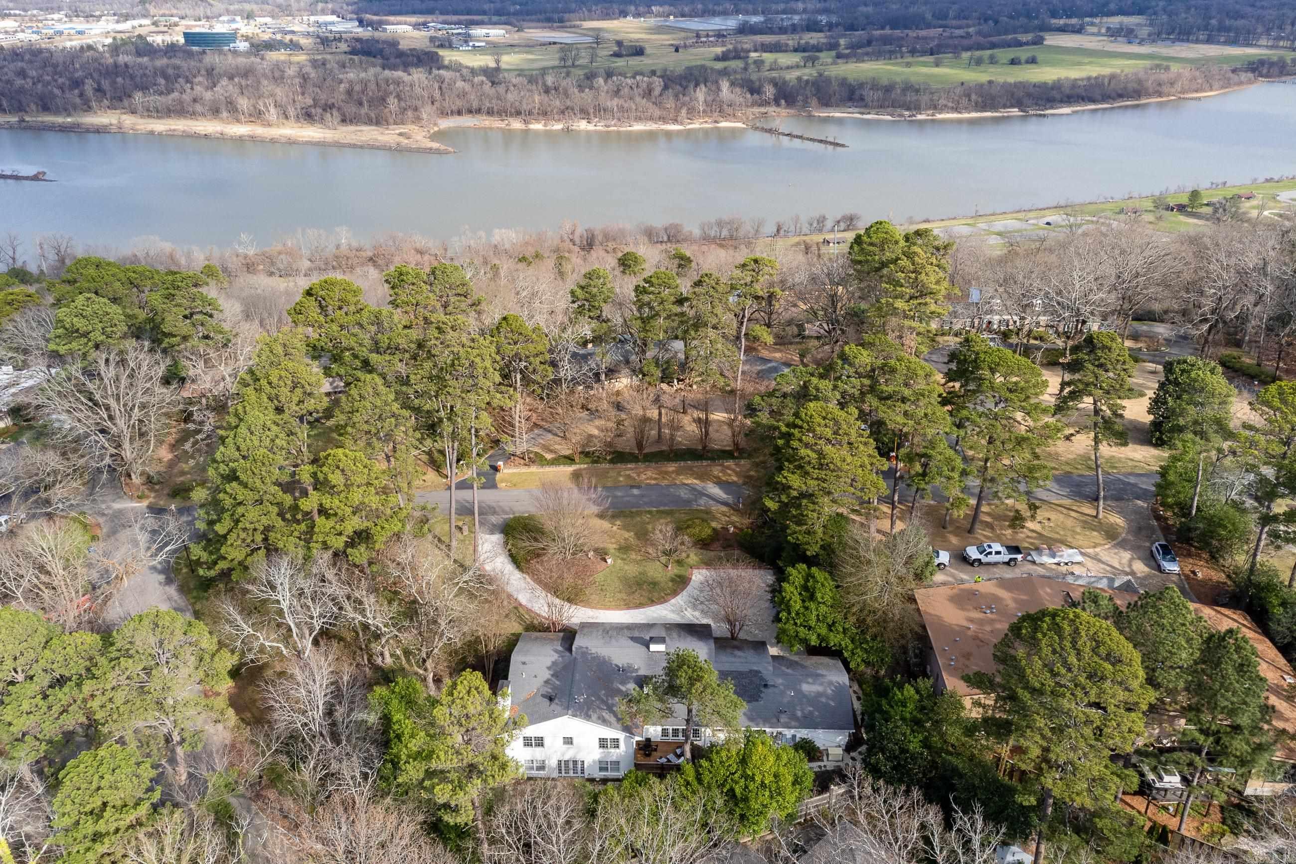 PINNACLE POINT - Residential