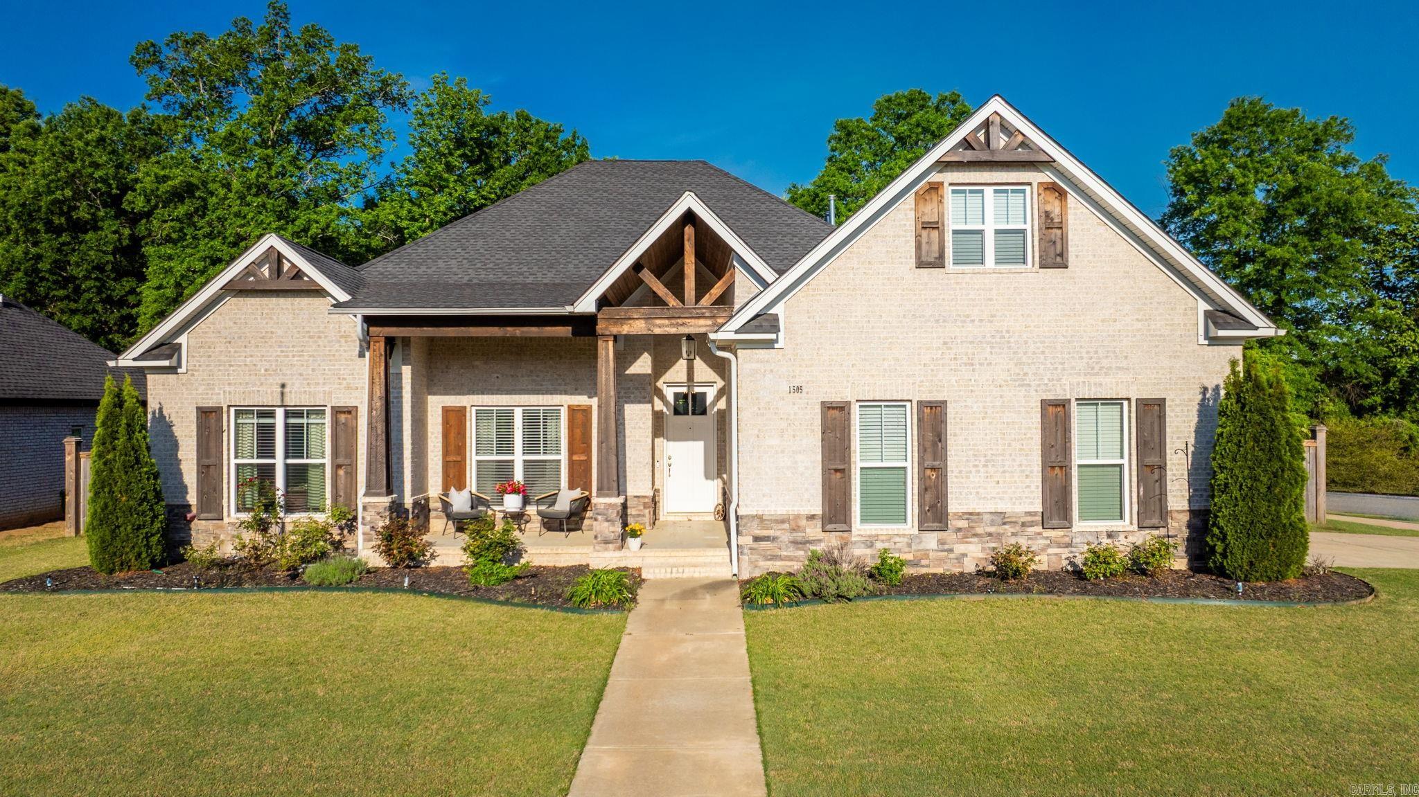 Salem Oaks - Residential