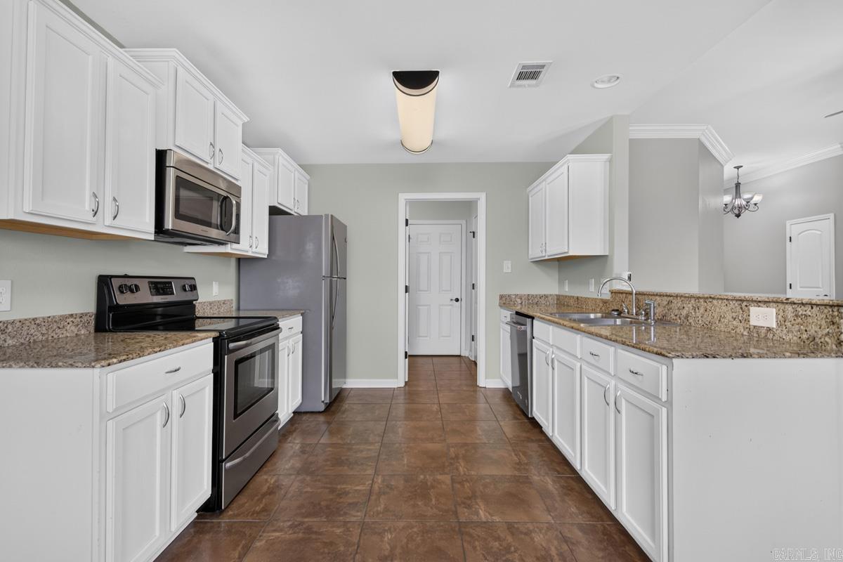 NORTH HAVEN - Residential