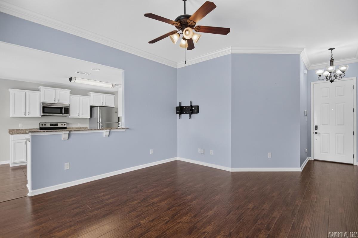 NORTH HAVEN - Residential