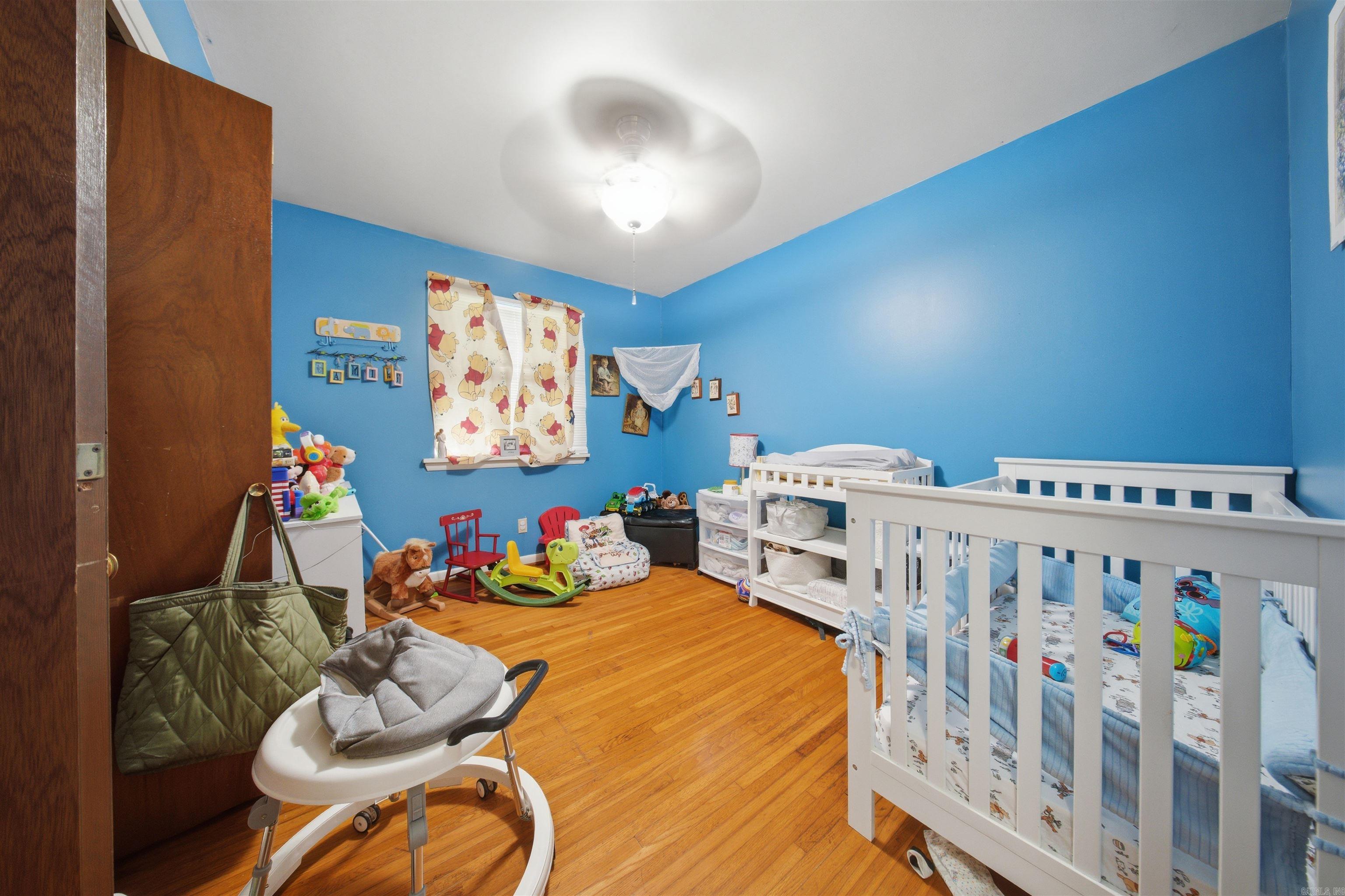 BROADVIEW - Residential