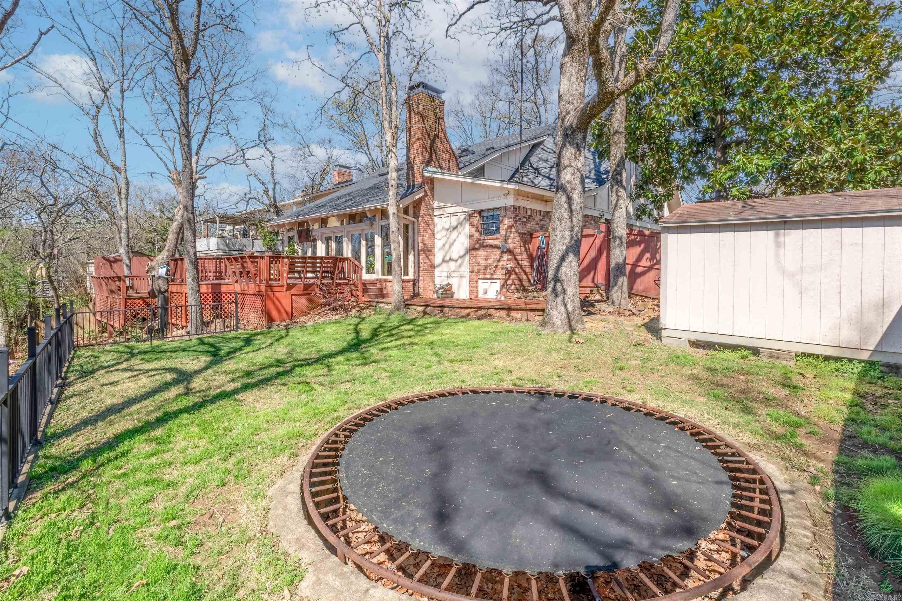 SHADY VALLEY - Residential