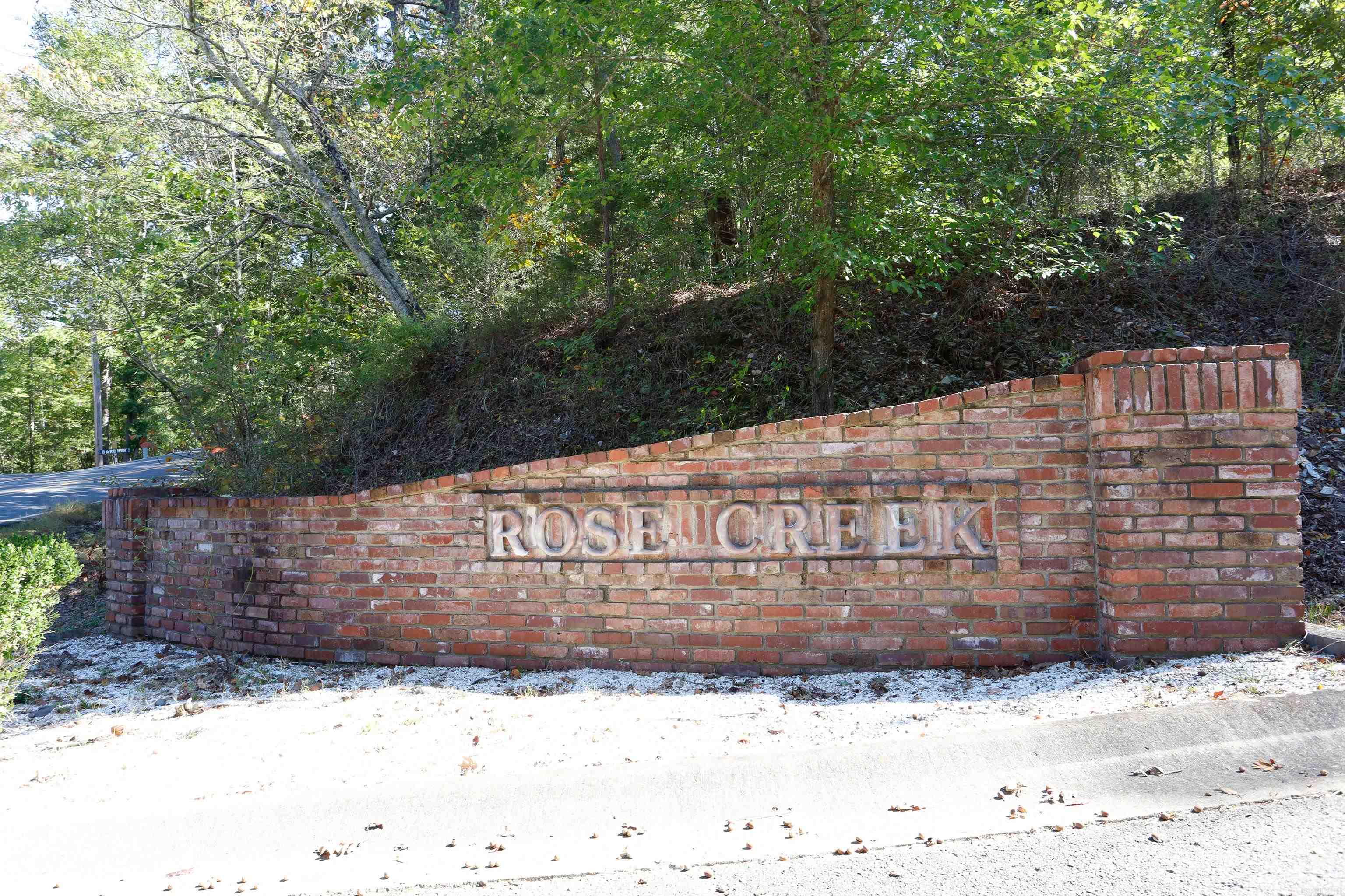 ROSE CREEK - Land