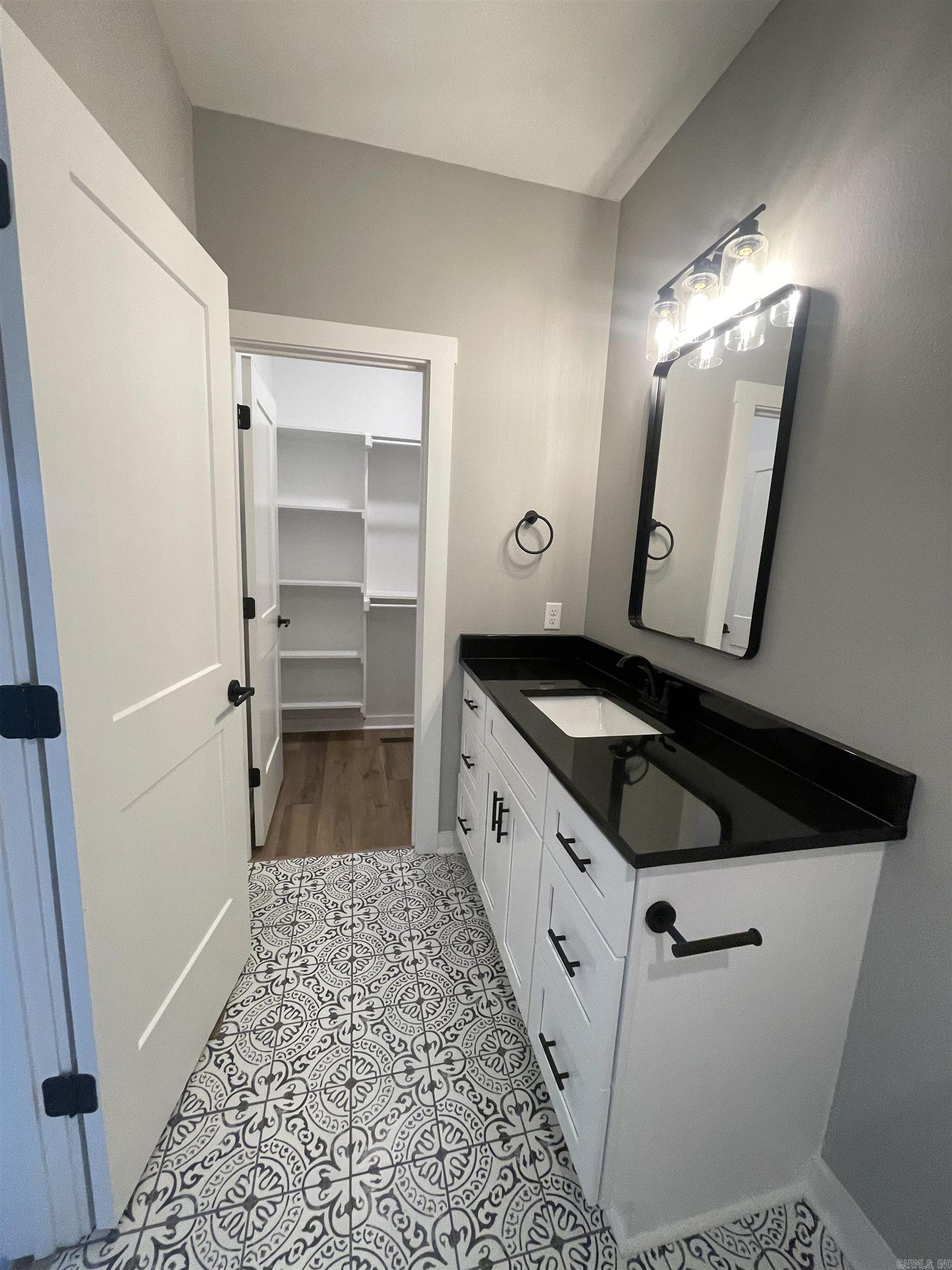 LEGACY FARMS RURBAN - Residential