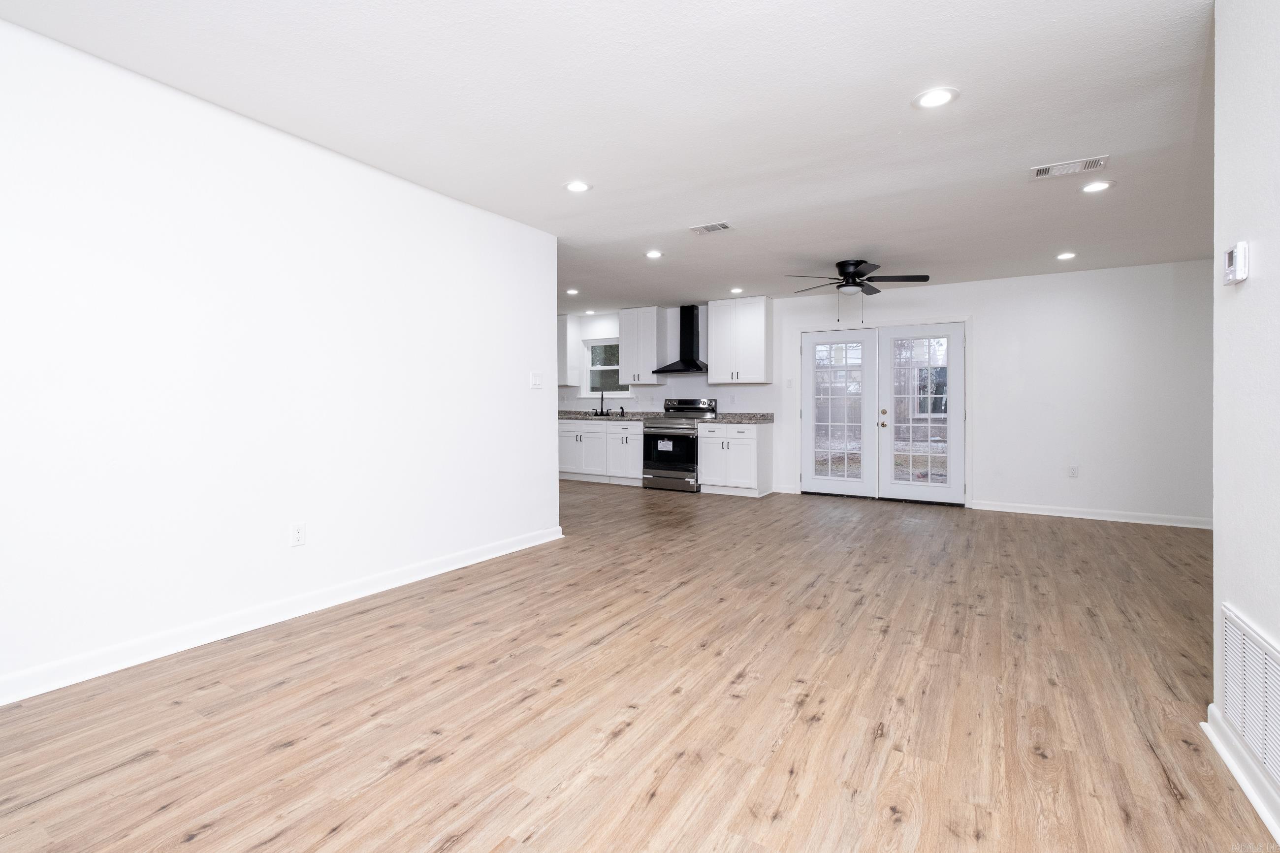 MCCLELLAN PLACE - Residential
