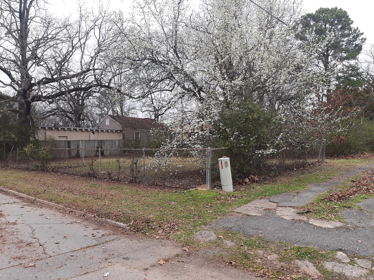 A FULL POTENTIAL LOT READY FOR A NEW OWNER***ONCE UPON A TIME THERE WAS A HOUSE SITTING HERE WITH LIGHT, WATER & GAS SUPPLIED. THE OWNER NEVER OCCUPIED IT, BECAUSE IT WAS USED AS A RENTAL, UNTIL ONE DAY THE OWNER NO LONGER DESIRED TO RENT IT. AFTER AWHILE THE CITY OF LITTLE ROCK PURCHASED THE HOME AND REMOVED IT FROM THE PROPERTY.  NOW THE OWNER SAID SELL....SELLL...SELL!  PLEASE BRING ALL OFFERS!!!!