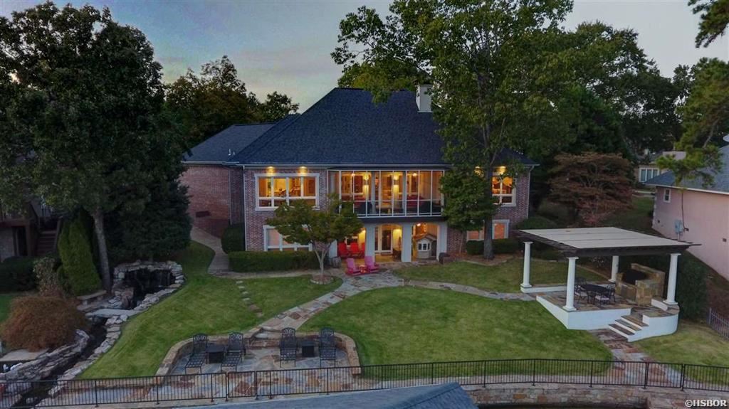 Driftwood Point - Residential