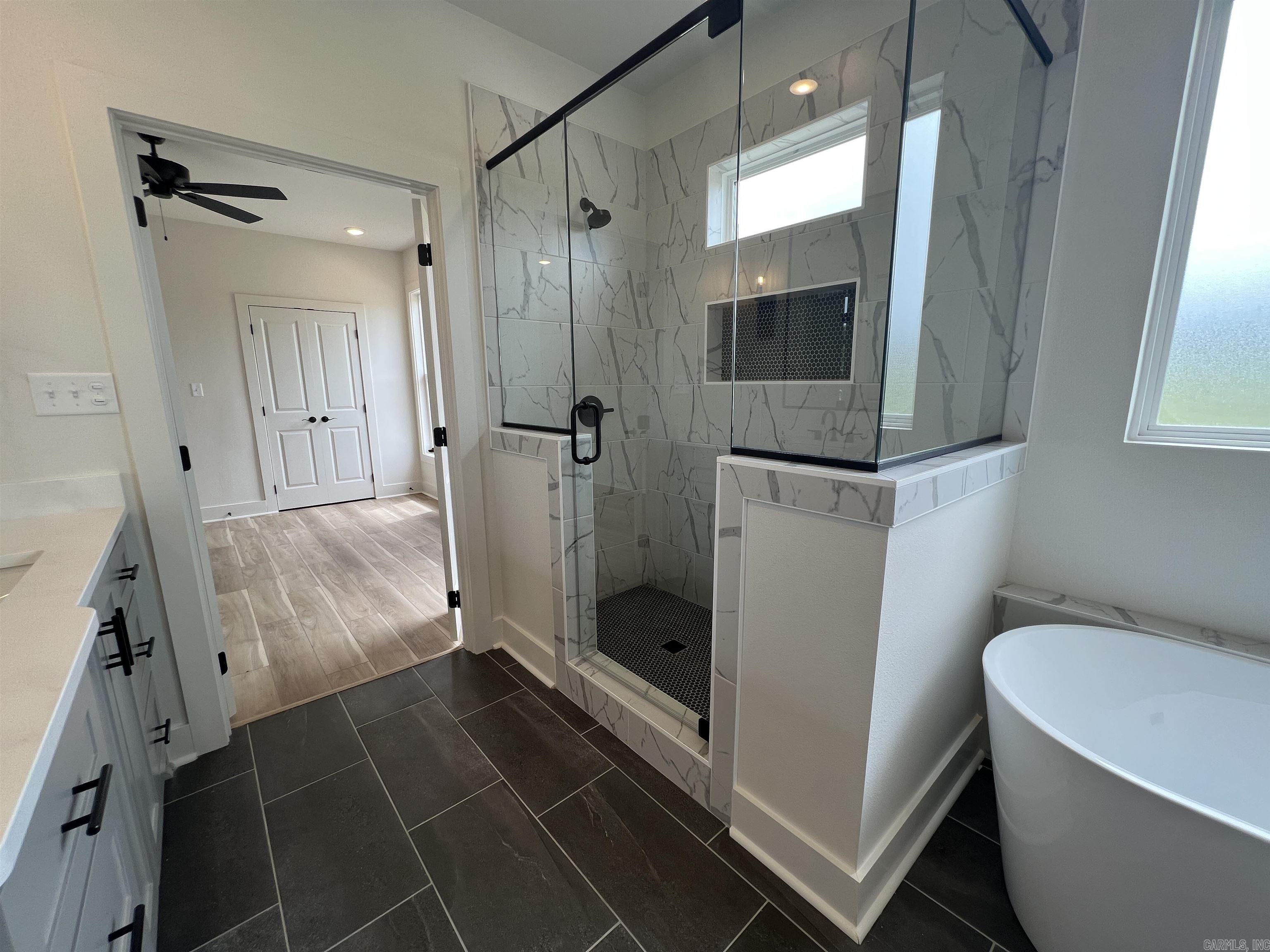 MIDTOWN BRYANT - Residential