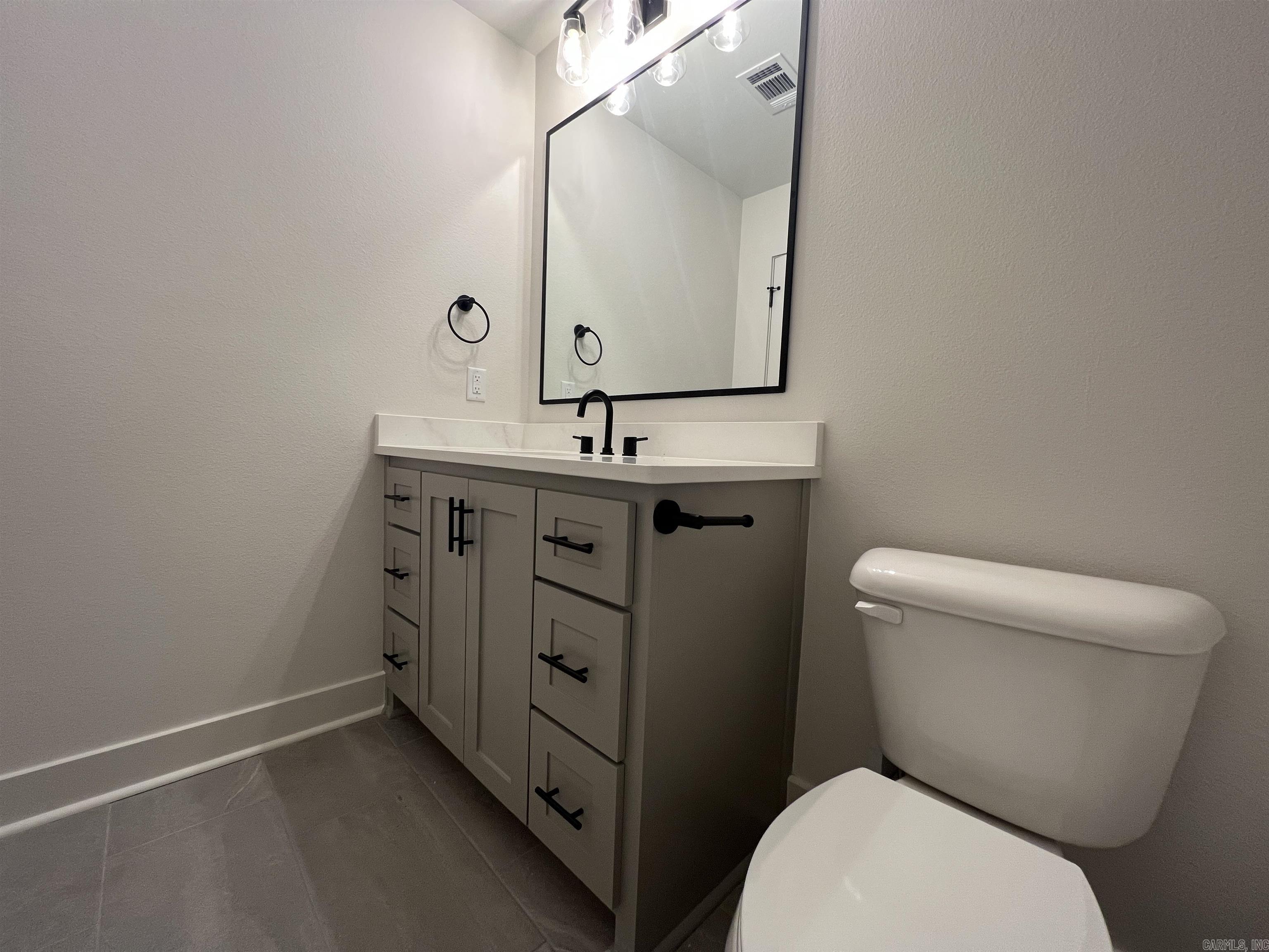 MIDTOWN BRYANT - Residential