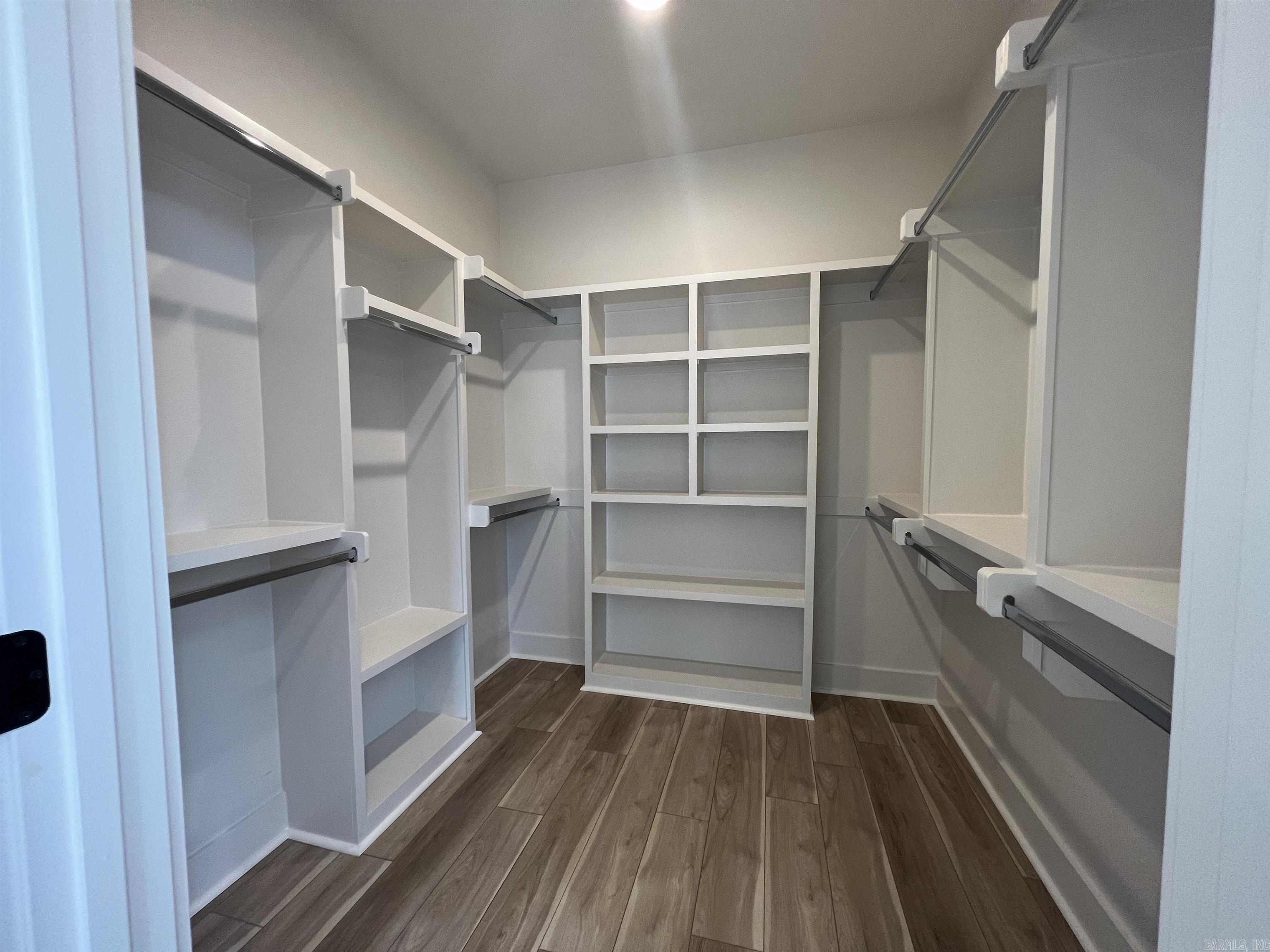 MIDTOWN BRYANT - Residential
