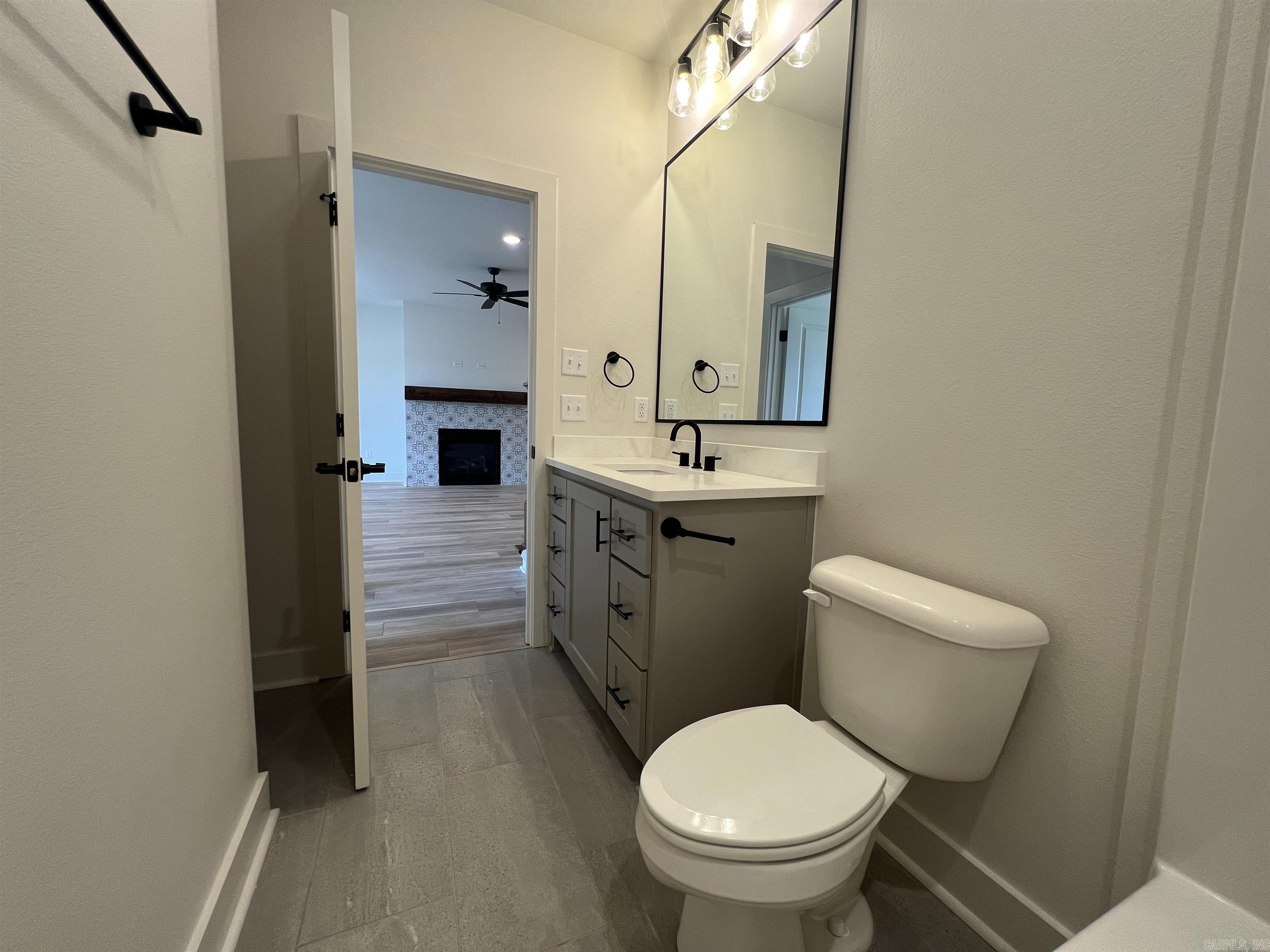 MIDTOWN BRYANT - Residential