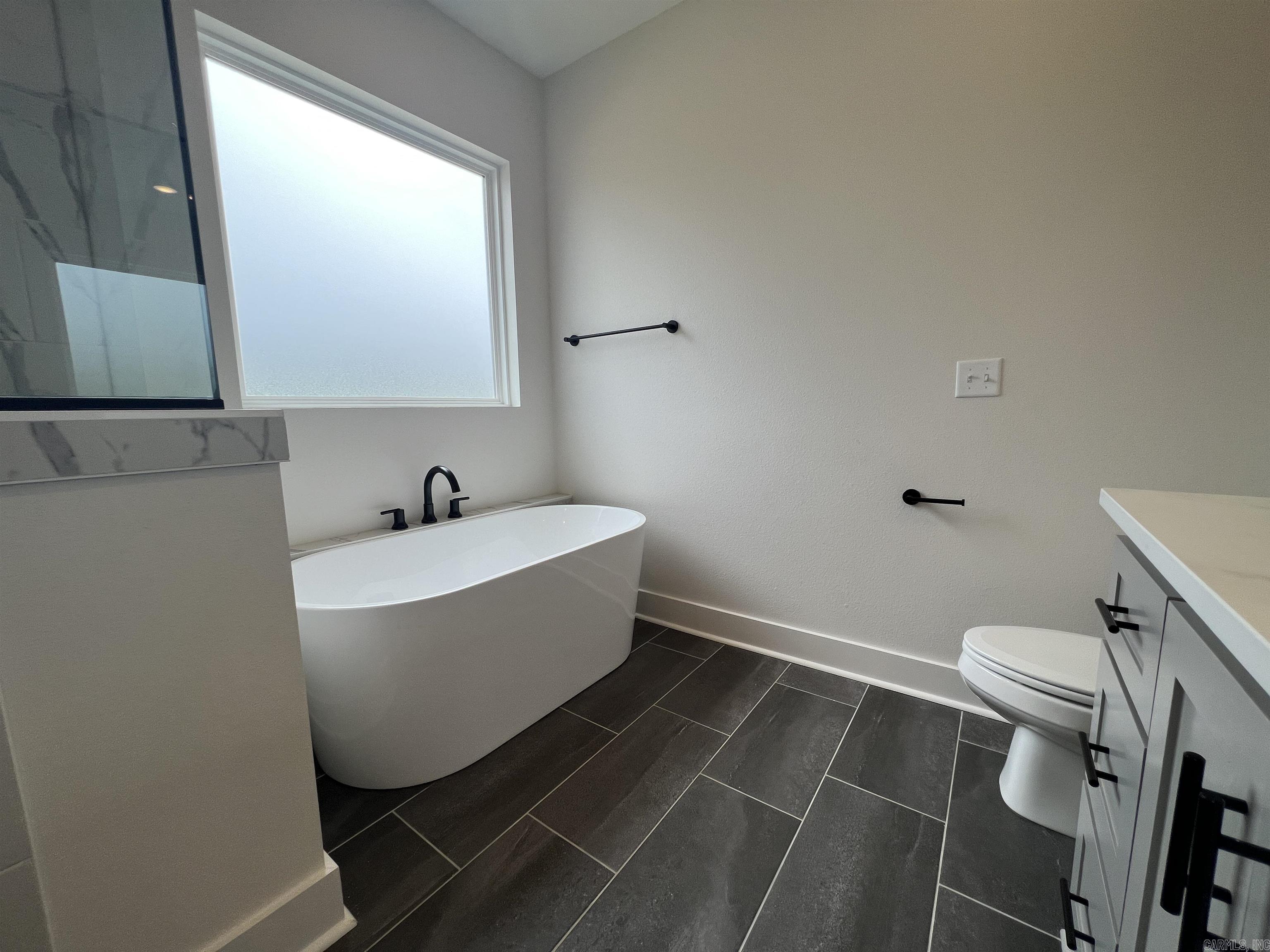 MIDTOWN BRYANT - Residential