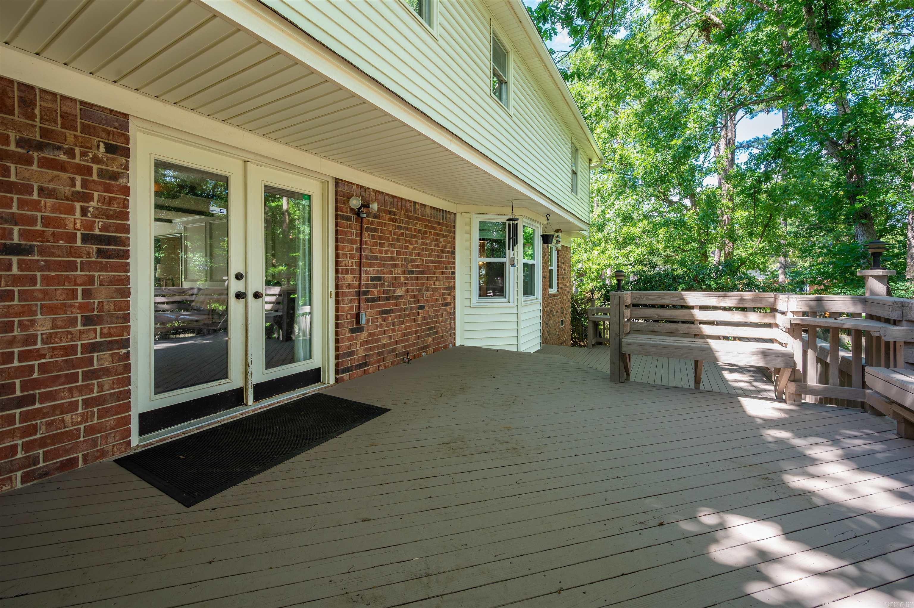 PEBBLE BEACH PARK - Residential