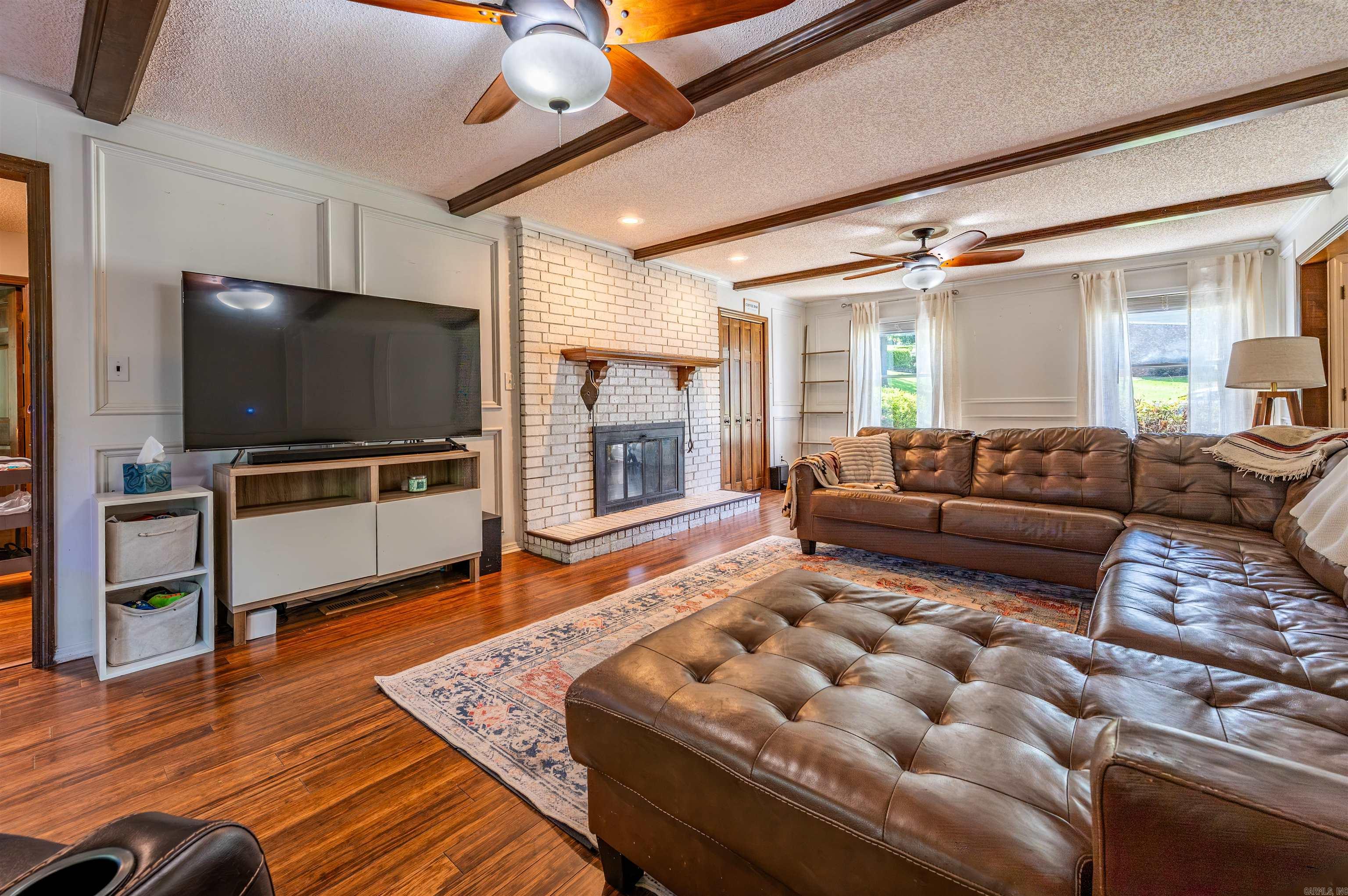PEBBLE BEACH PARK - Residential