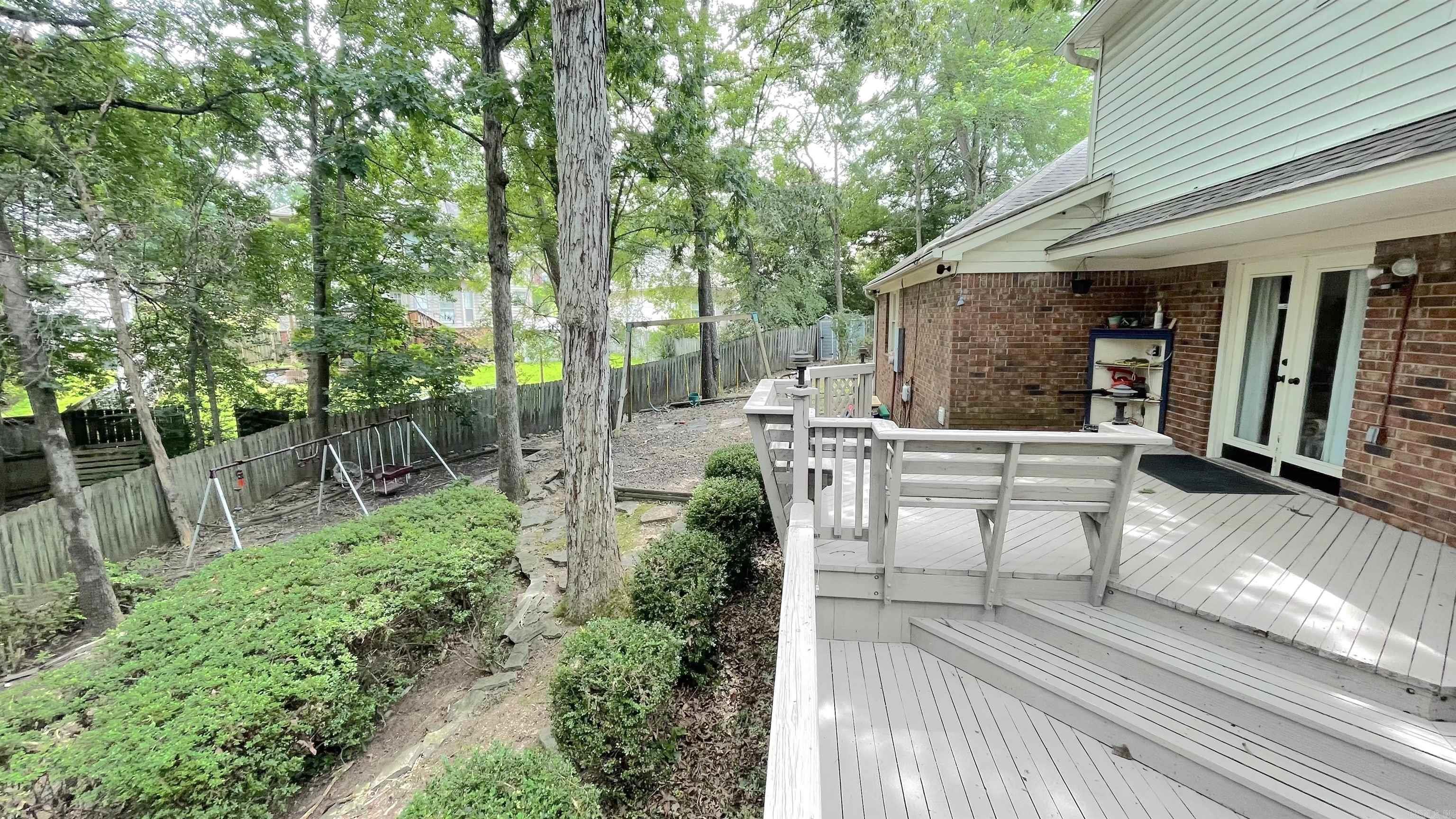 PEBBLE BEACH PARK - Residential
