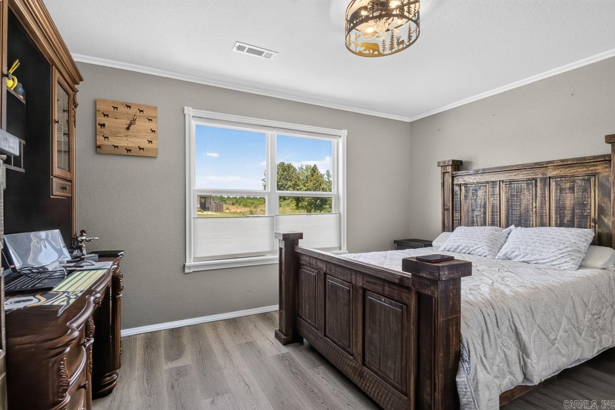 THE MEADOWS - Residential