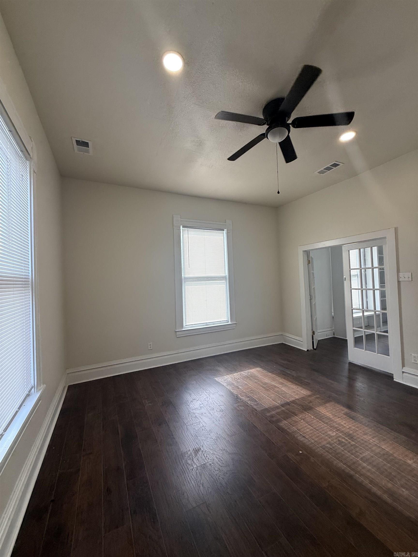CITY OF LR L11 - Residential