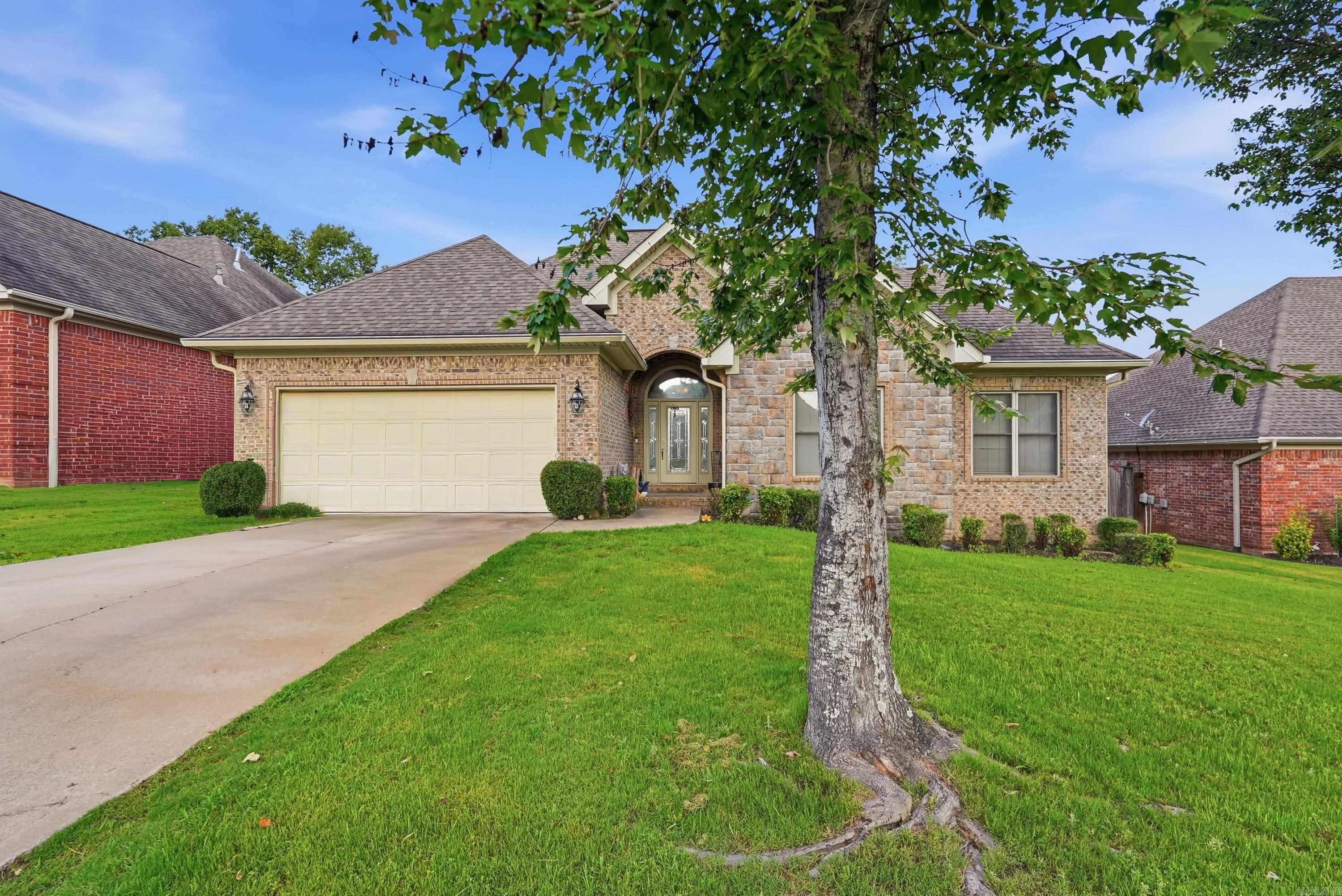 HURRICANE LAKE EST - Residential
