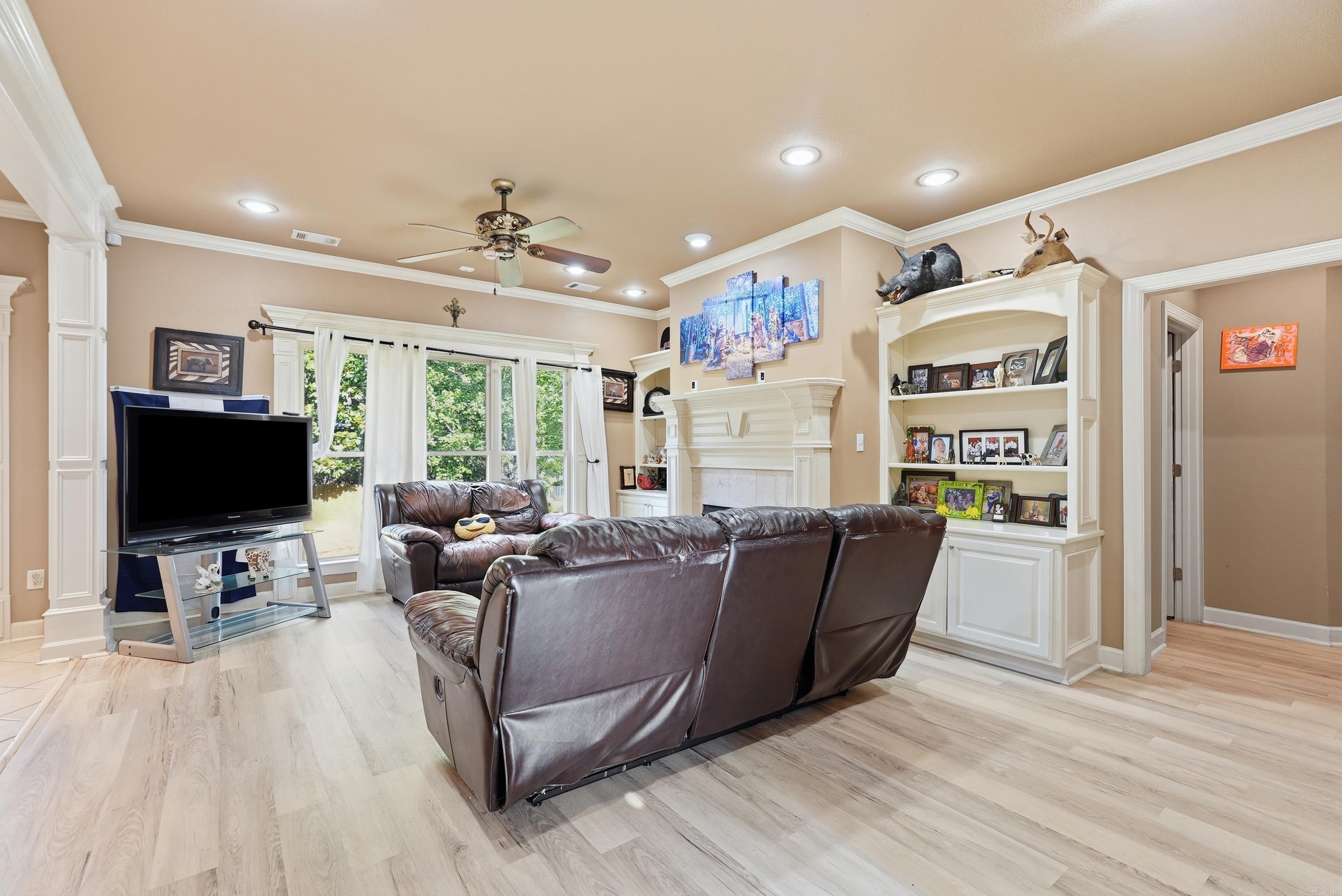 HURRICANE LAKE EST - Residential