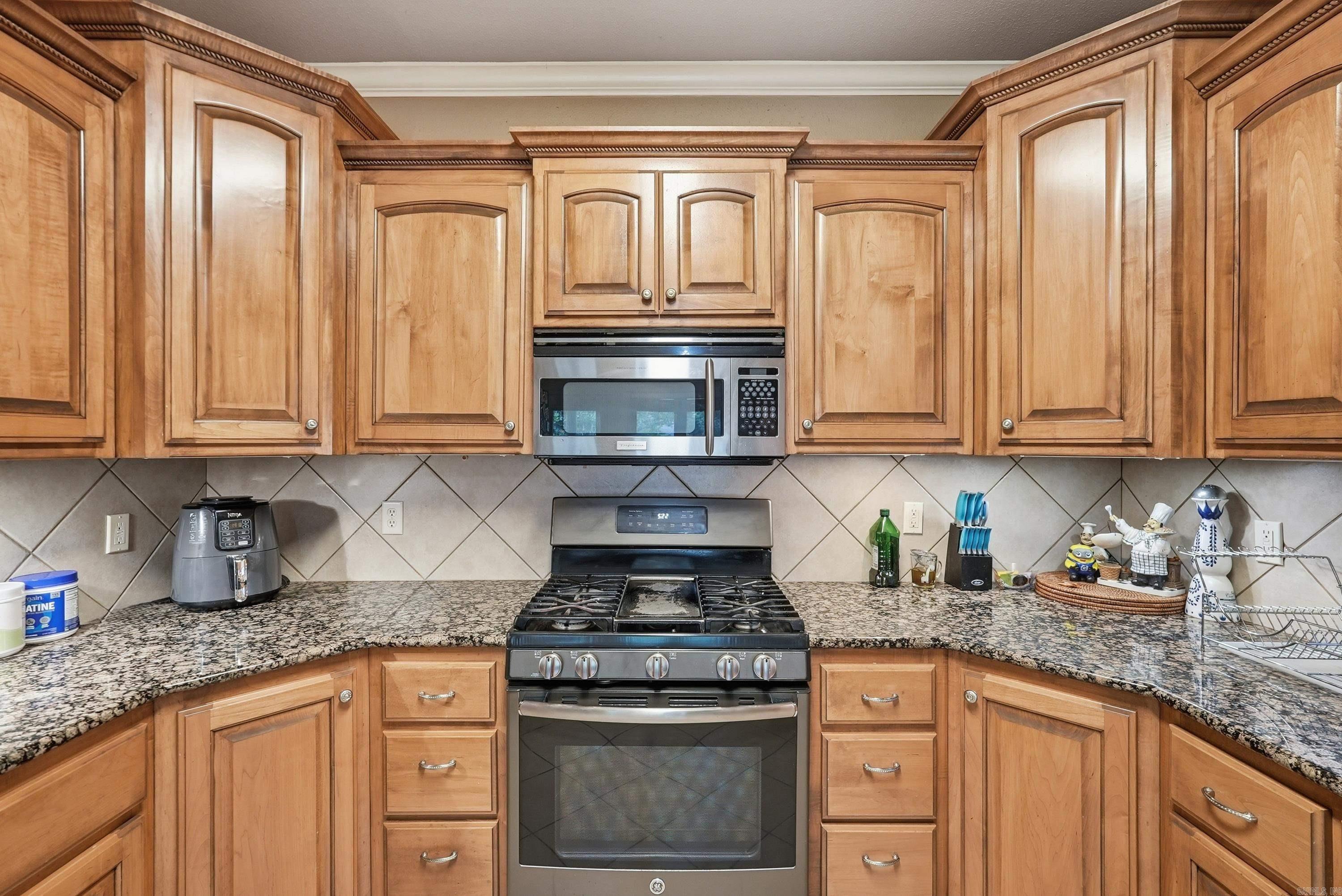HURRICANE LAKE EST - Residential