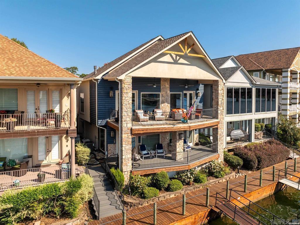 Paradise Lake Village - Residential