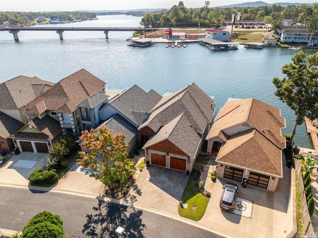 Paradise Lake Village - Residential