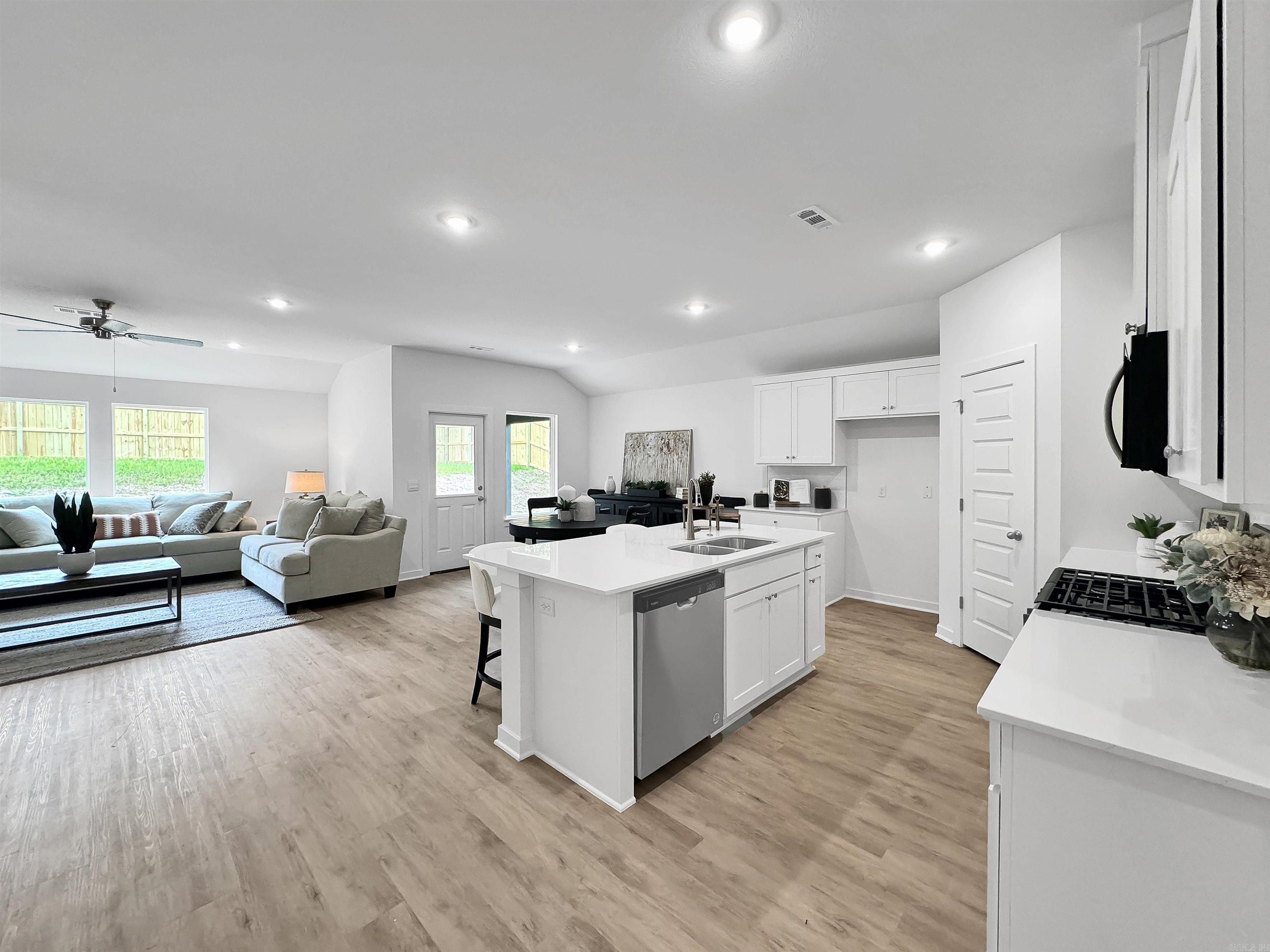 CHERRY ADDITION TO CITY OF BEEBE - Residential