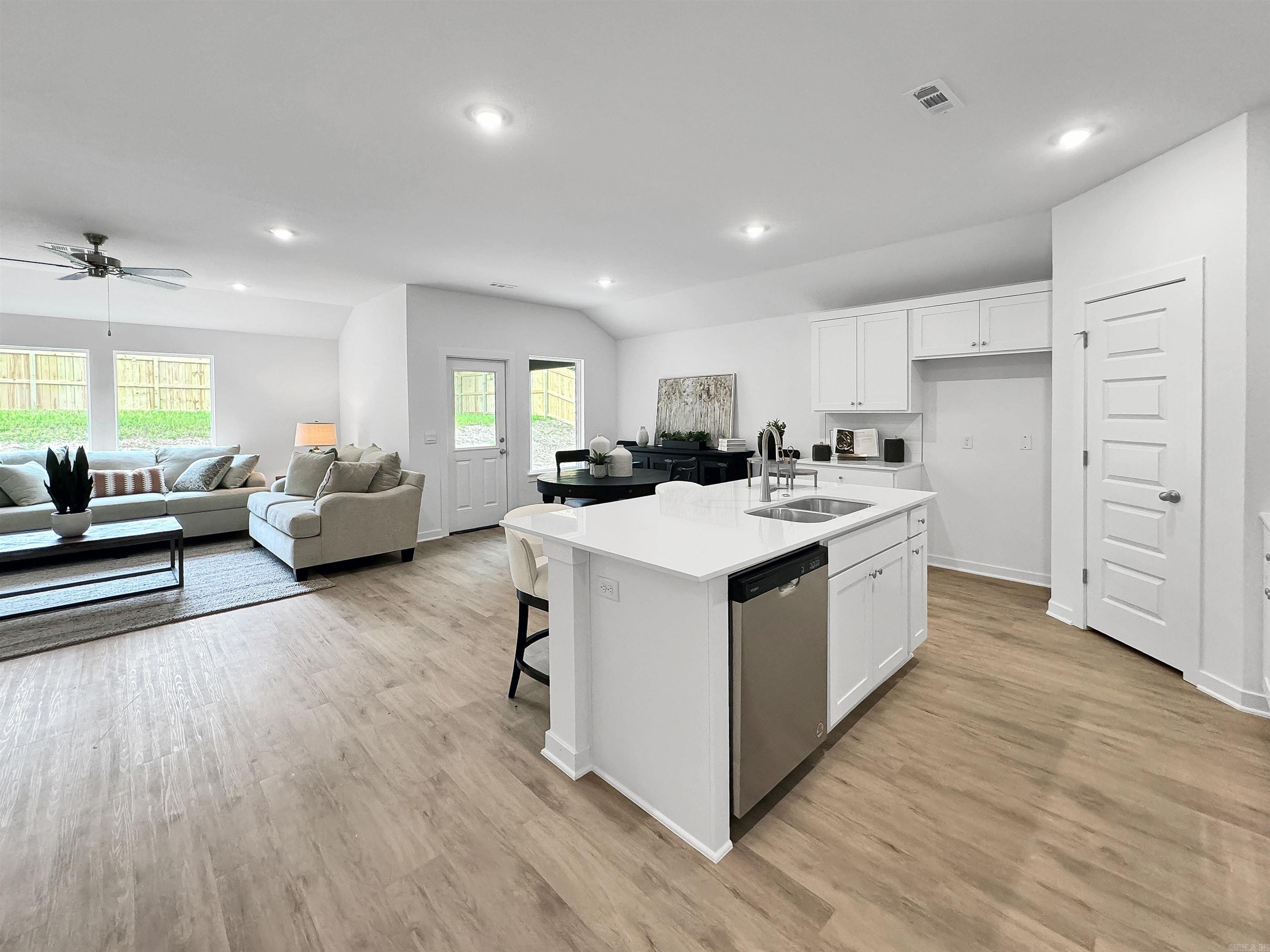 CHERRY ADDITION TO CITY OF BEEBE - Residential