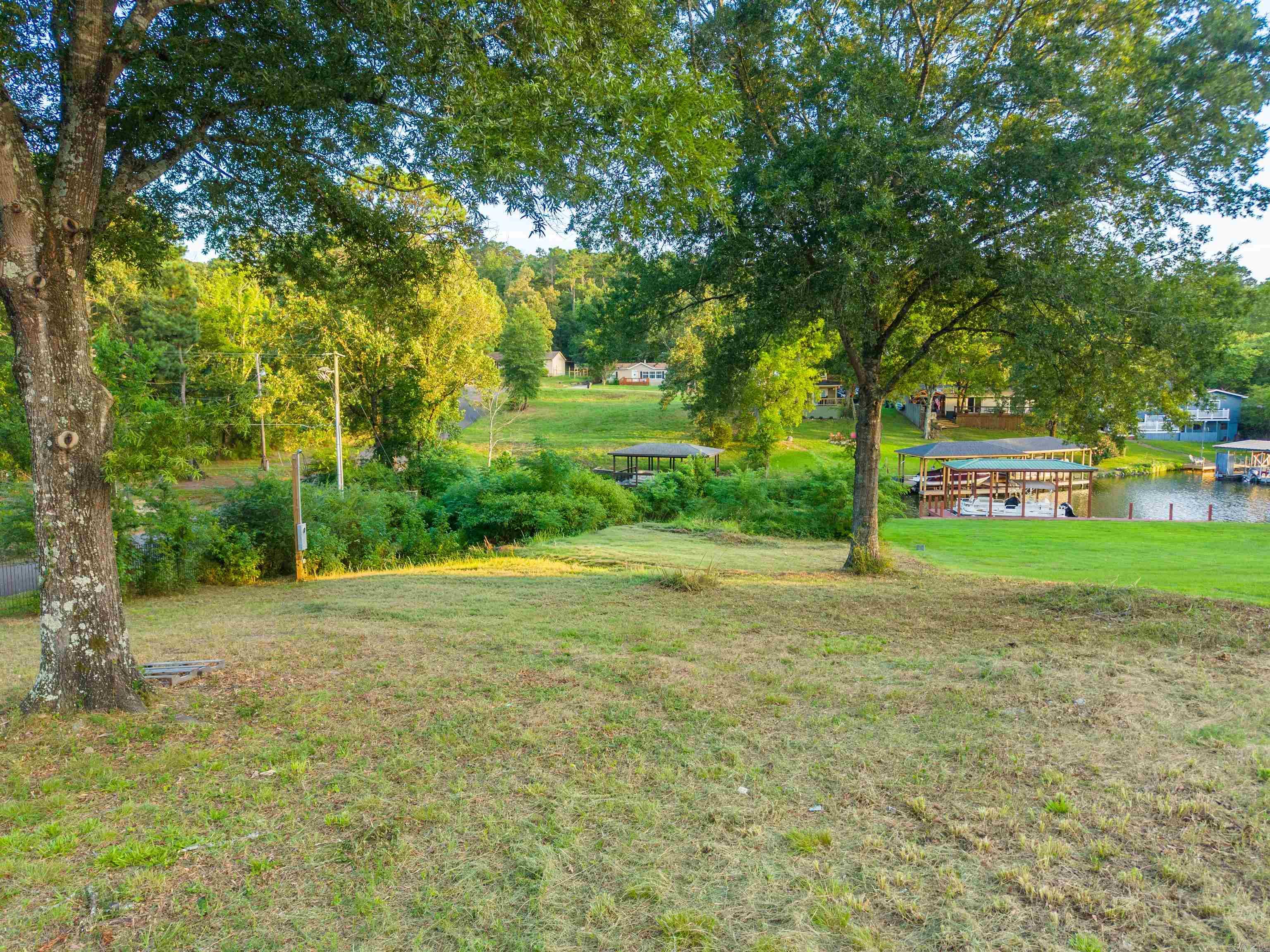 Four Oaks - Land