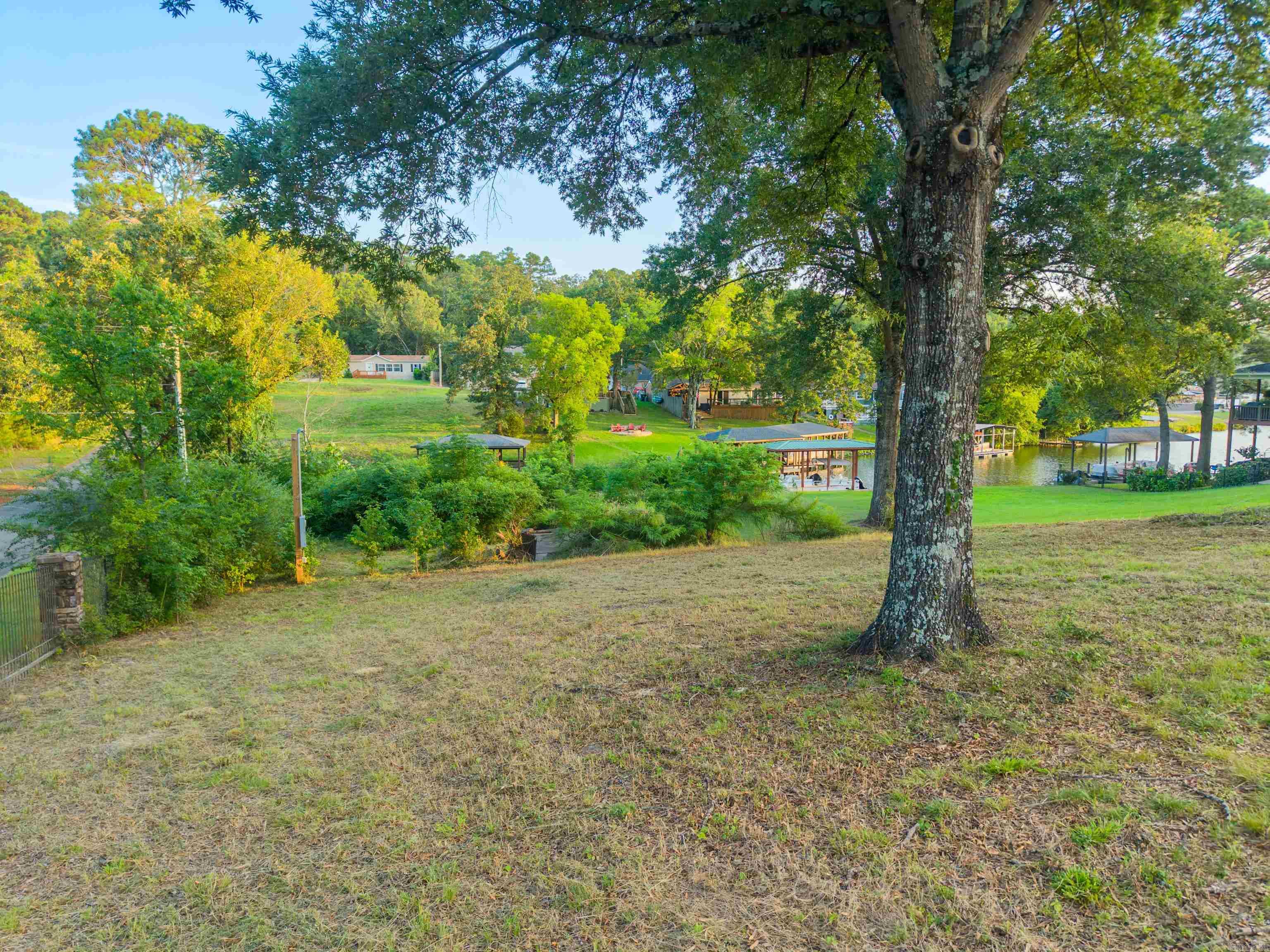 Four Oaks - Land