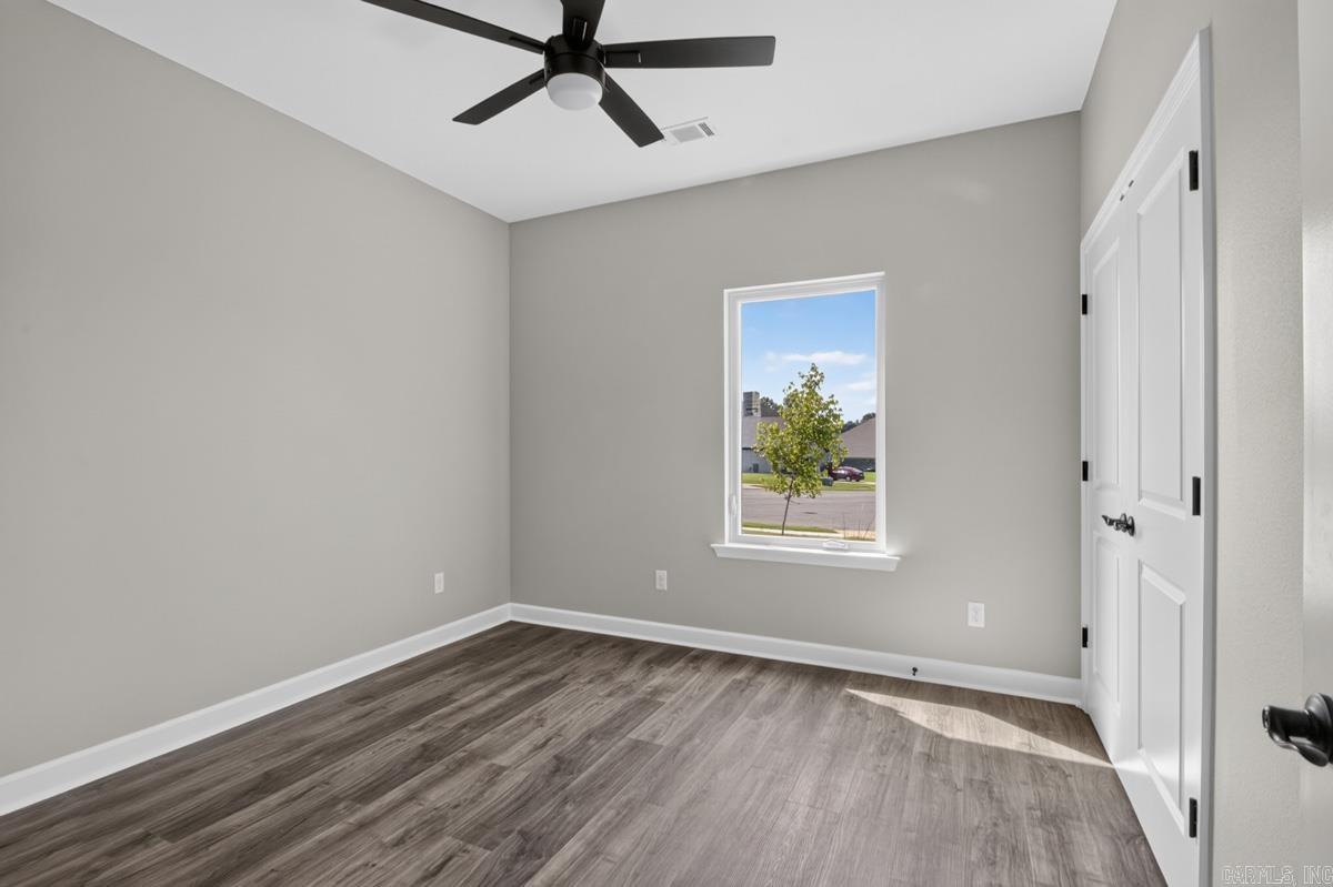STONEYBROOK - Residential