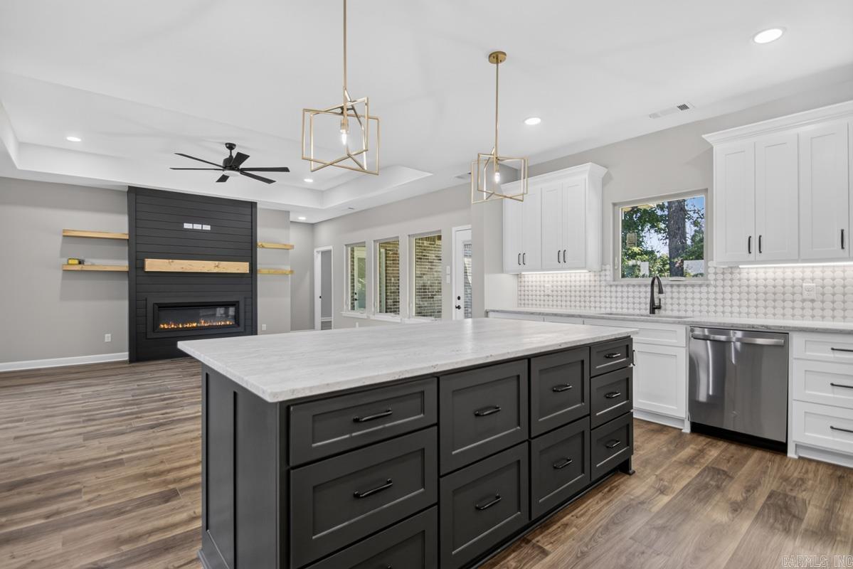 STONEYBROOK - Residential