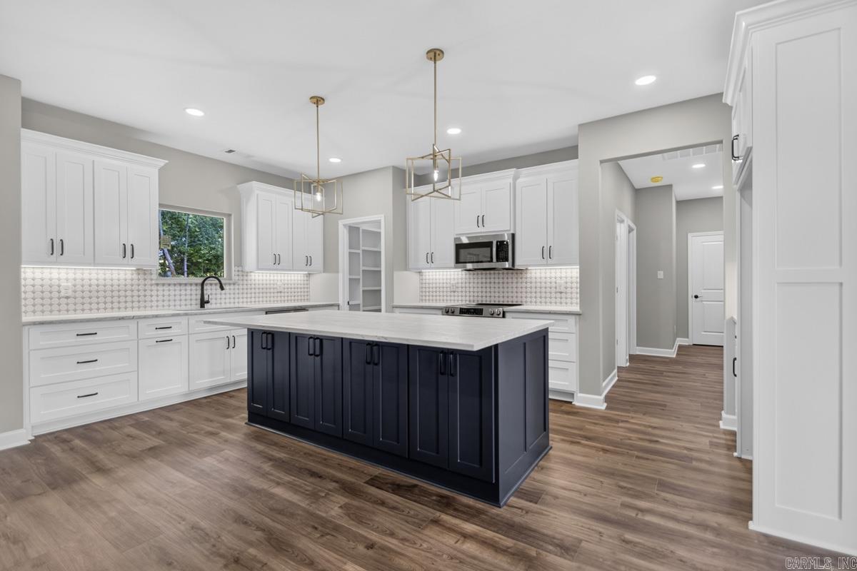 STONEYBROOK - Residential