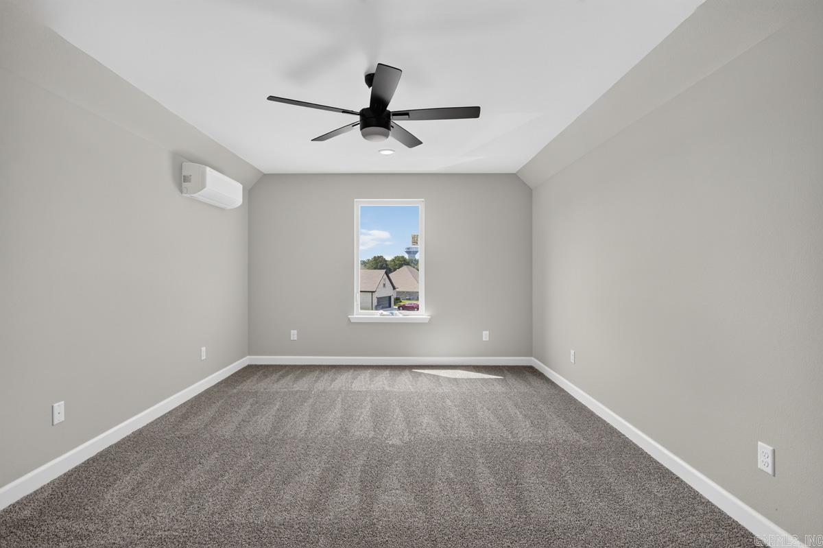 STONEYBROOK - Residential