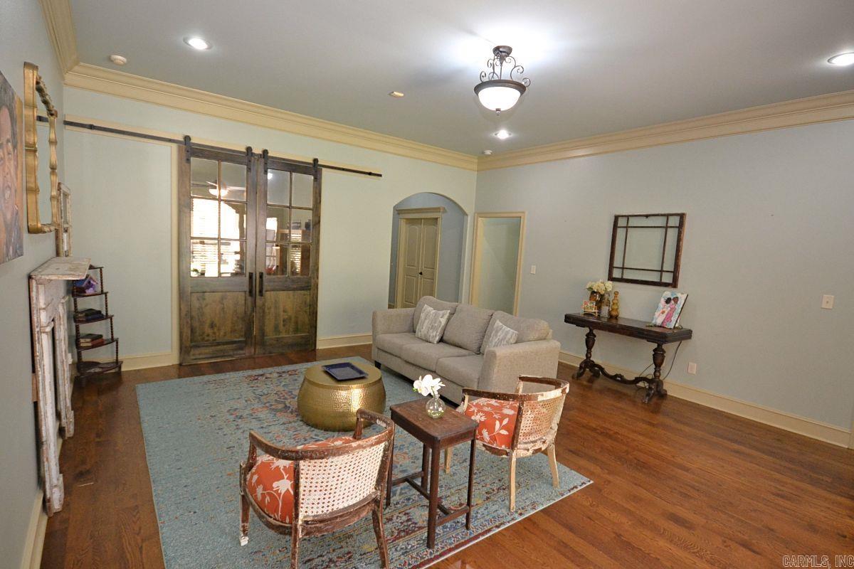 CHENAL VALLEY EPERNAY PLACE - Residential