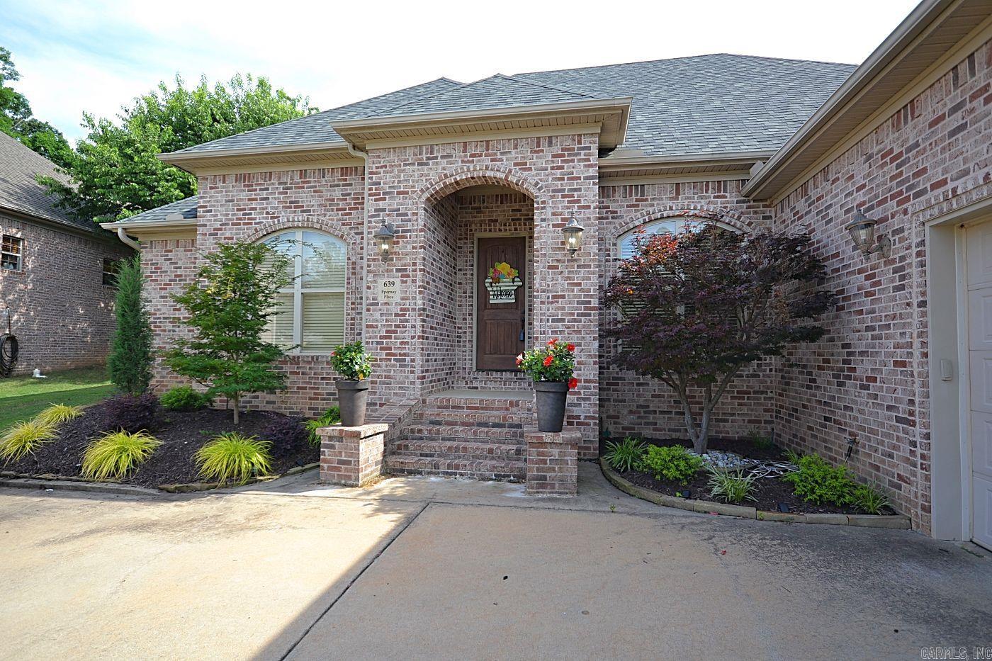 CHENAL VALLEY EPERNAY PLACE - Residential