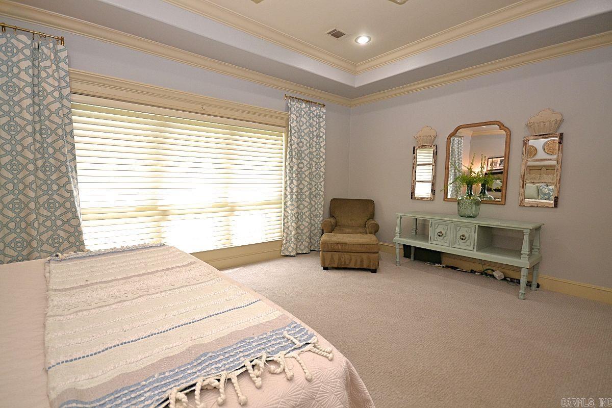 CHENAL VALLEY EPERNAY PLACE - Residential