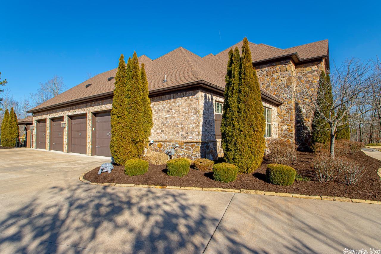 WOODLANDS EDGE - Residential