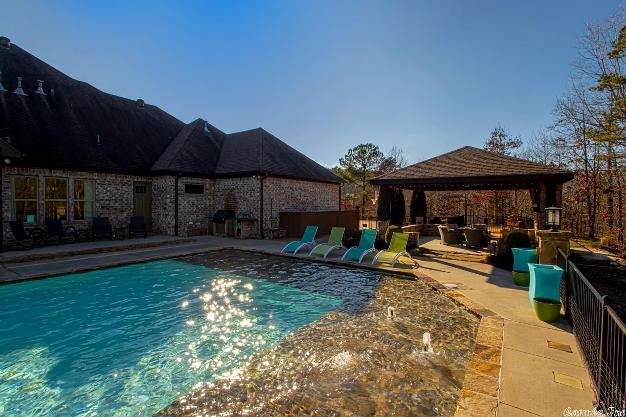 WOODLANDS EDGE - Residential