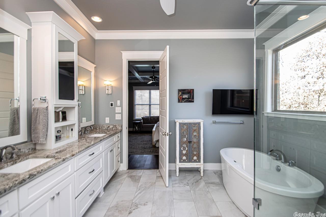 WOODLANDS EDGE - Residential