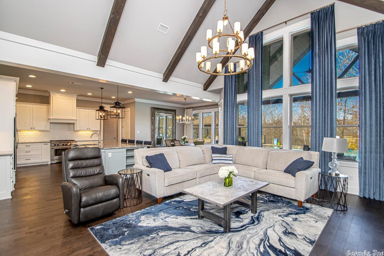 WOODLANDS EDGE - Residential