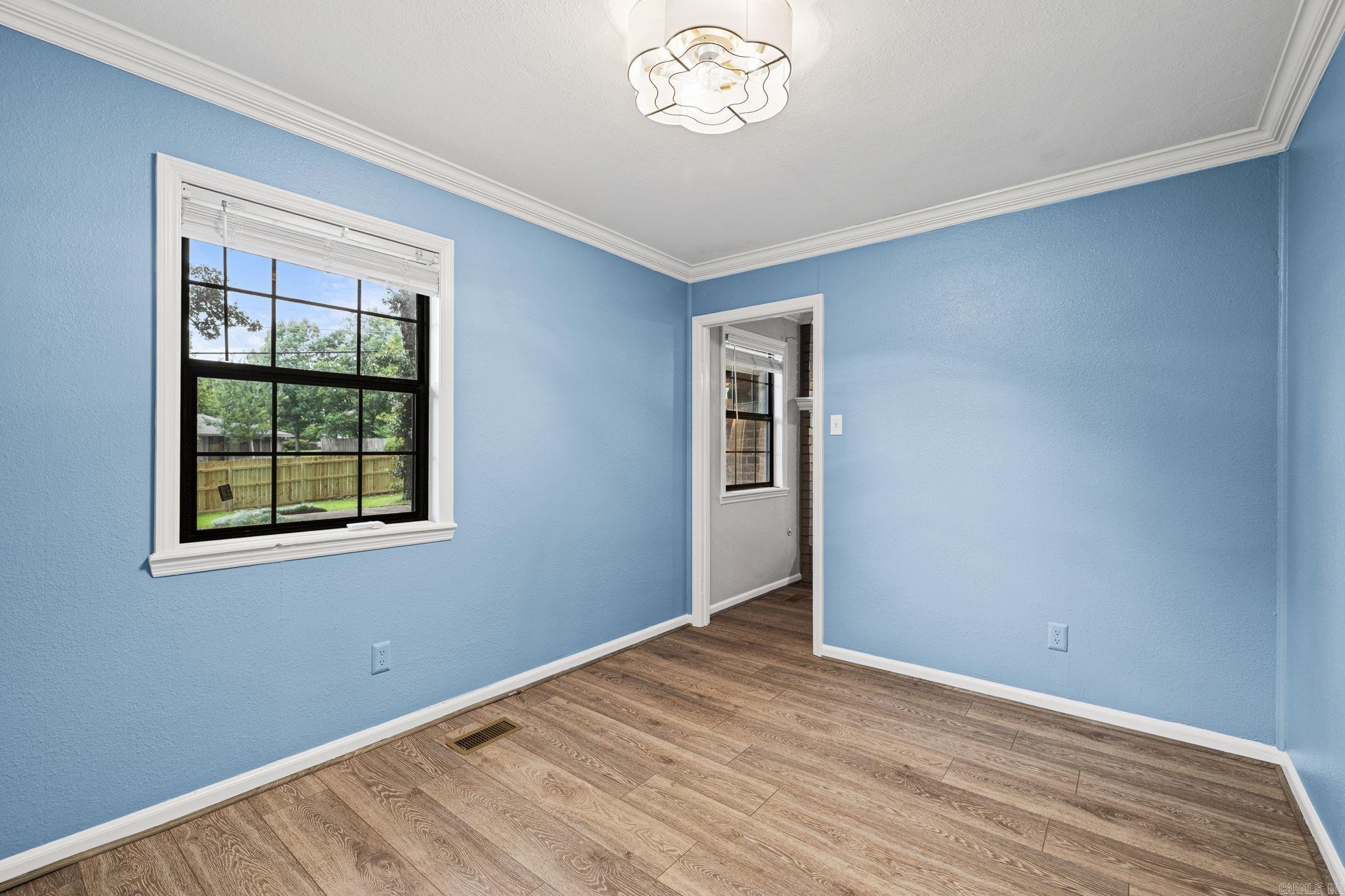INDIAN HILLS - Residential