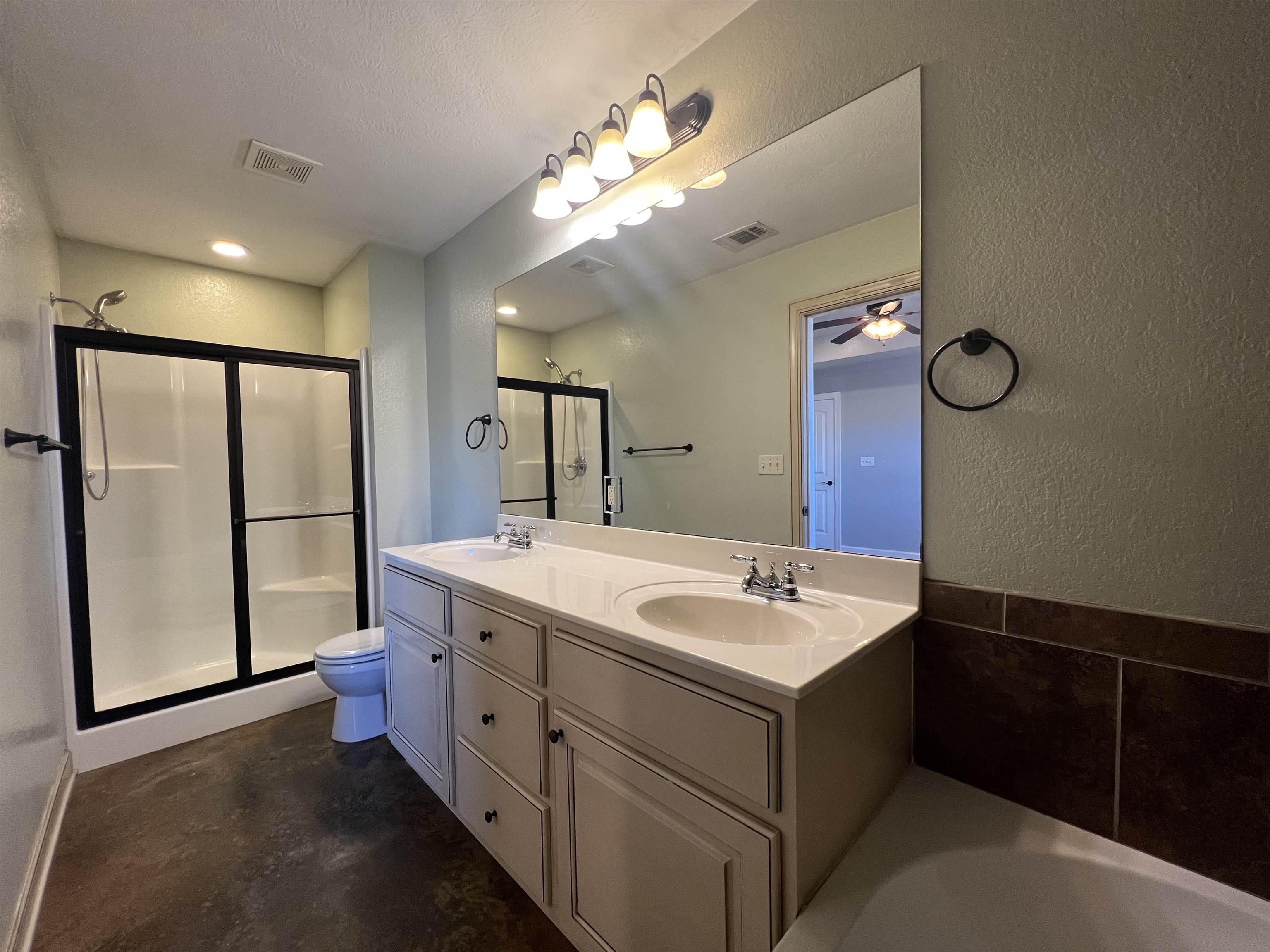 Jewels Estates - Residential Lease
