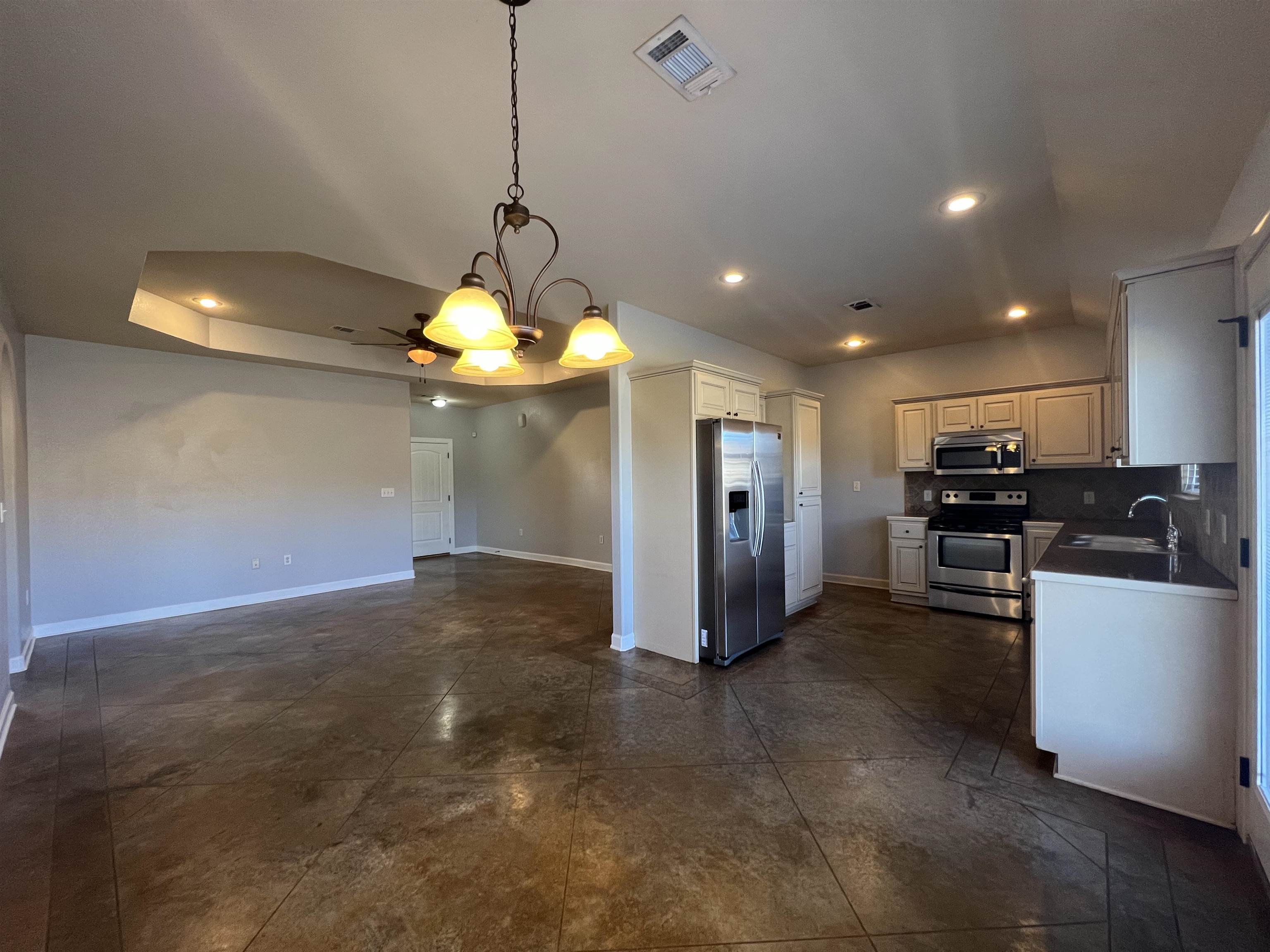 Jewels Estates - Residential Lease