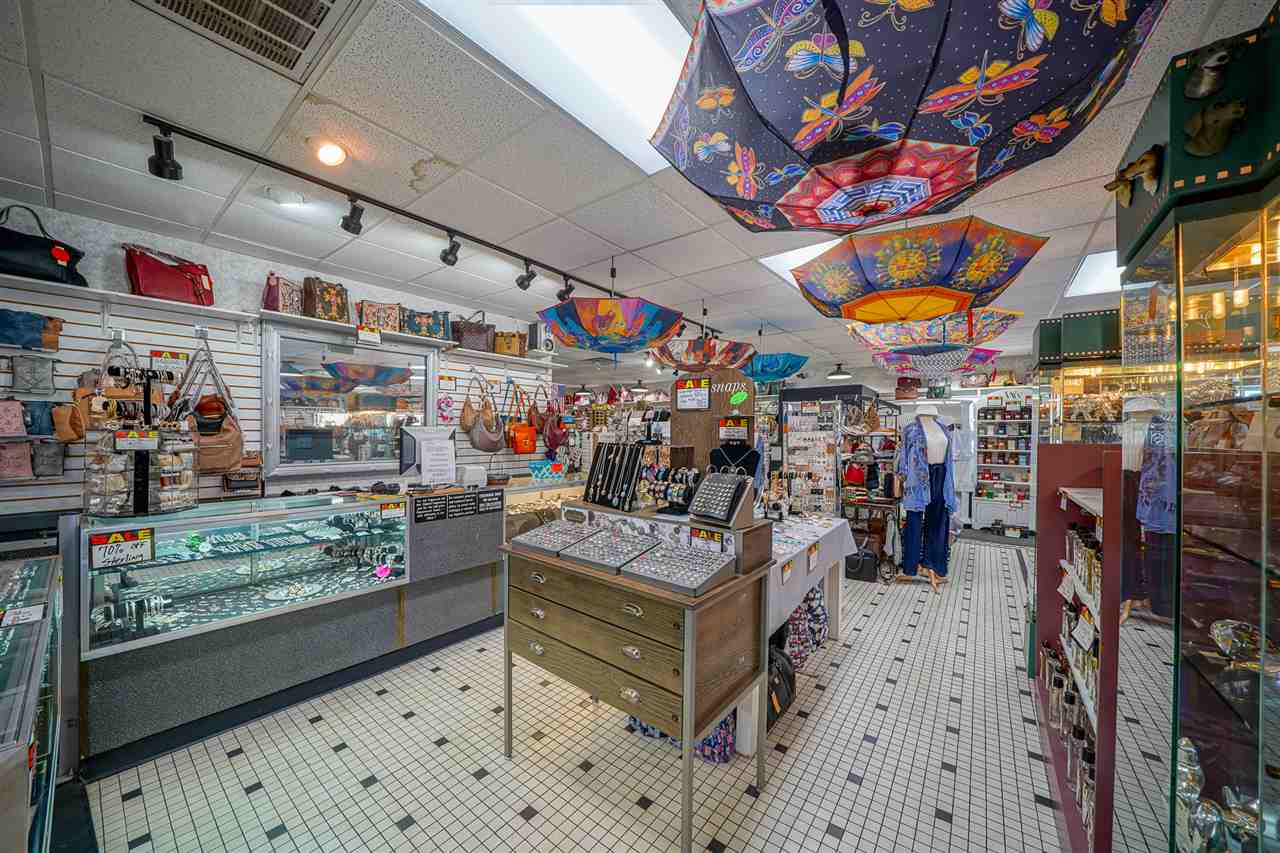 13-2-31 - Commercial Sale
