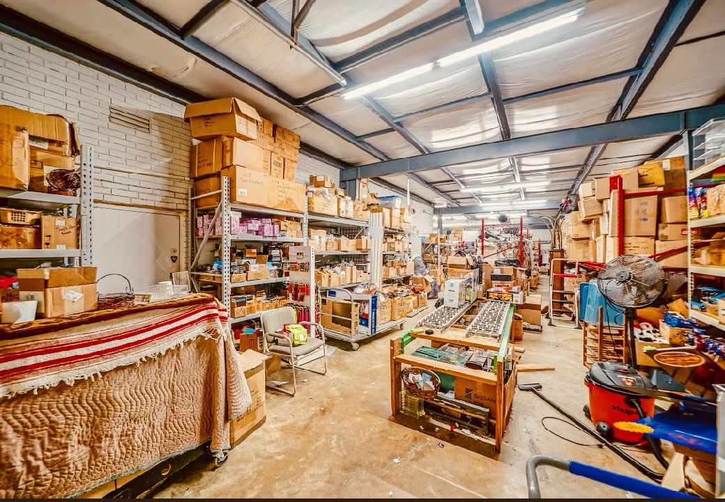 13-2-31 - Commercial Sale