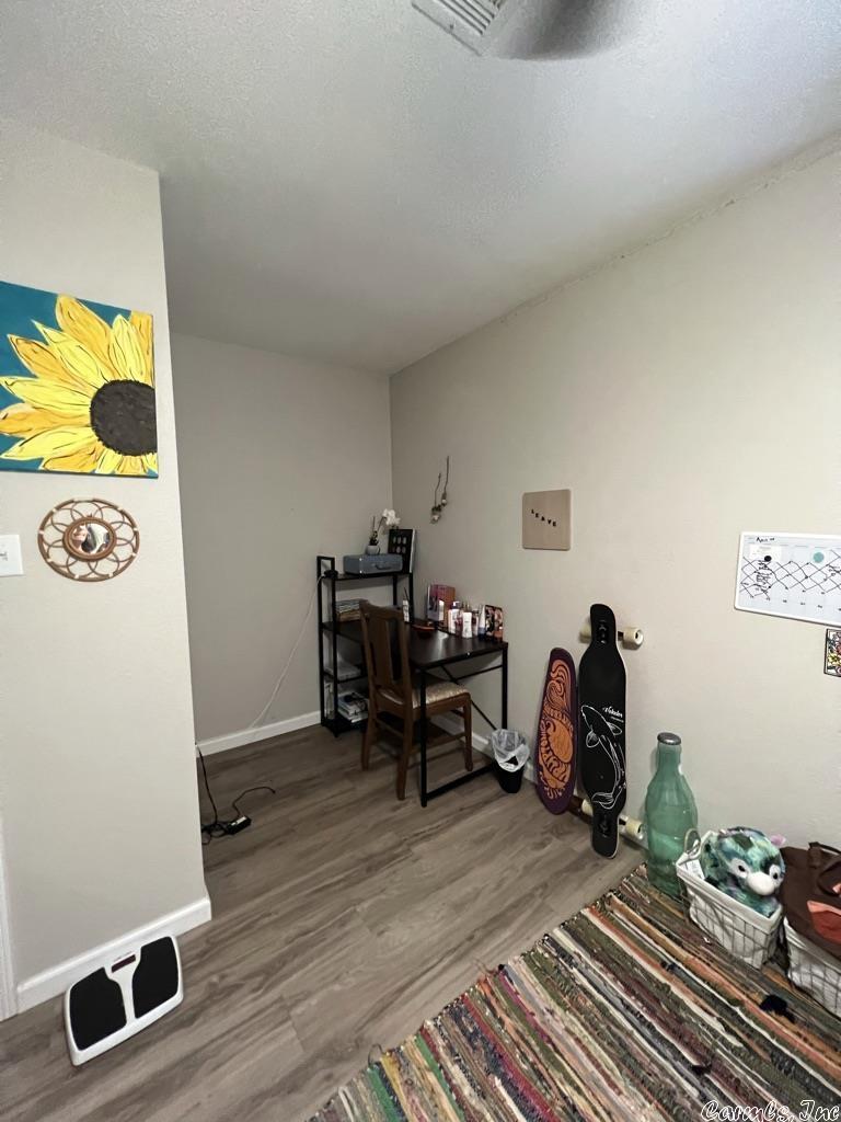 TREASURE HILL - Residential